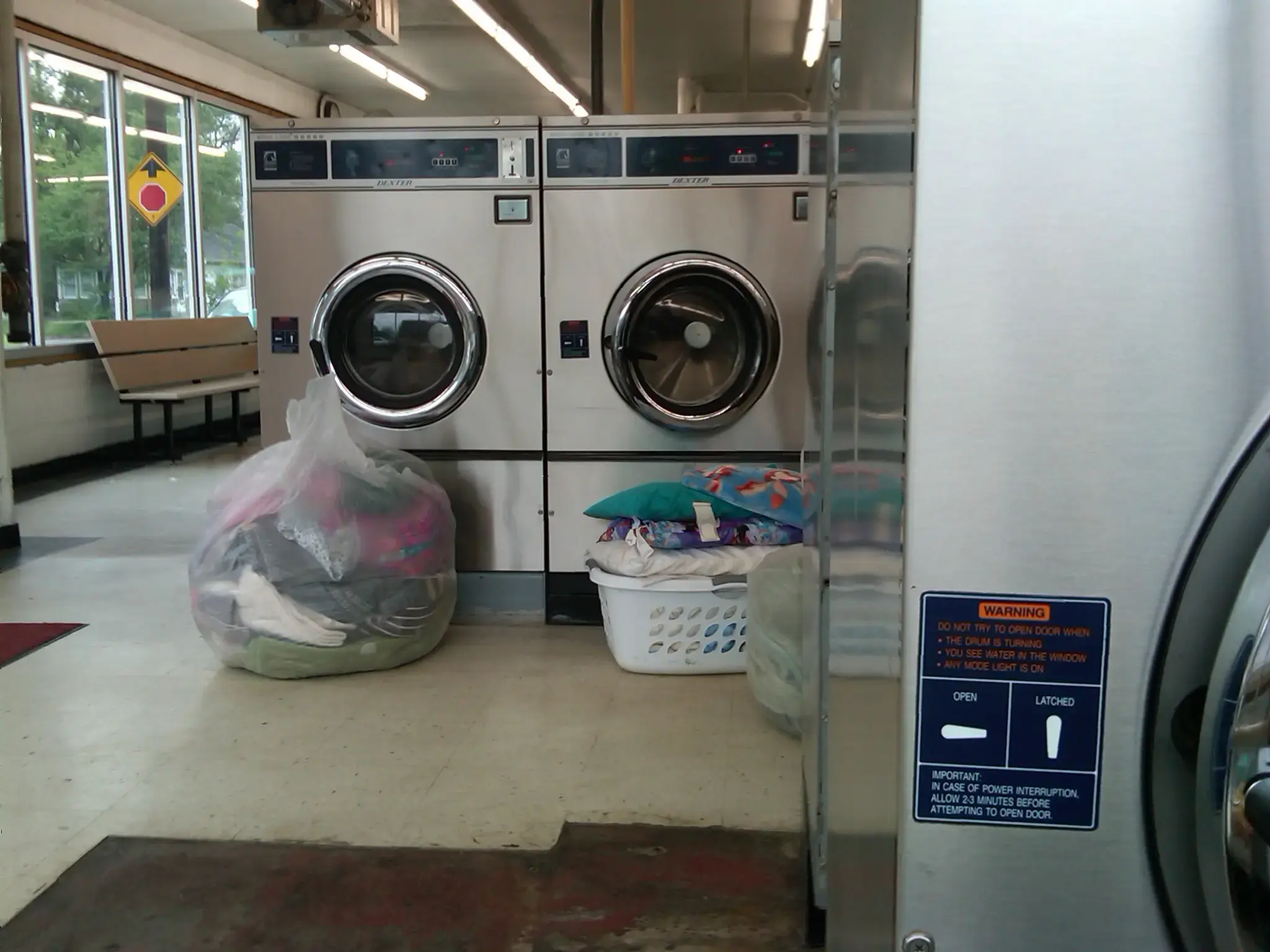 A1 Dry Cleaners & Laundromat thumbnail 9