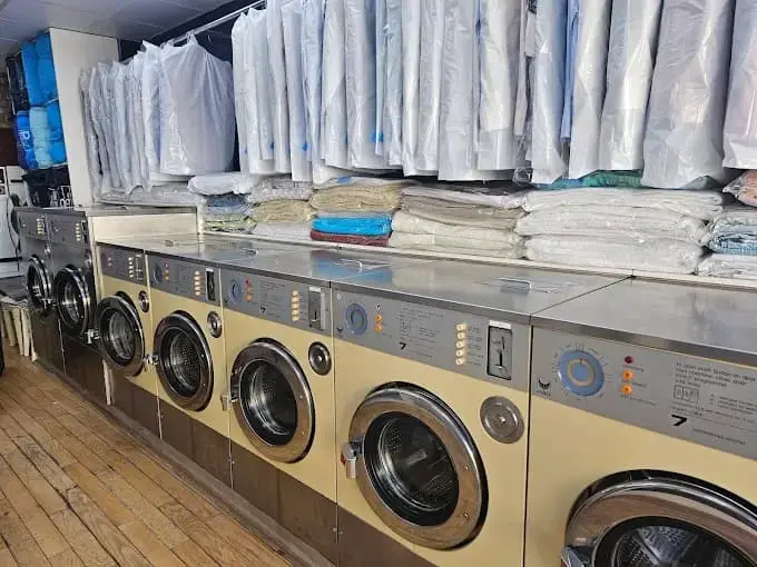 A1 Dry Cleaners Middlesex - Image 5