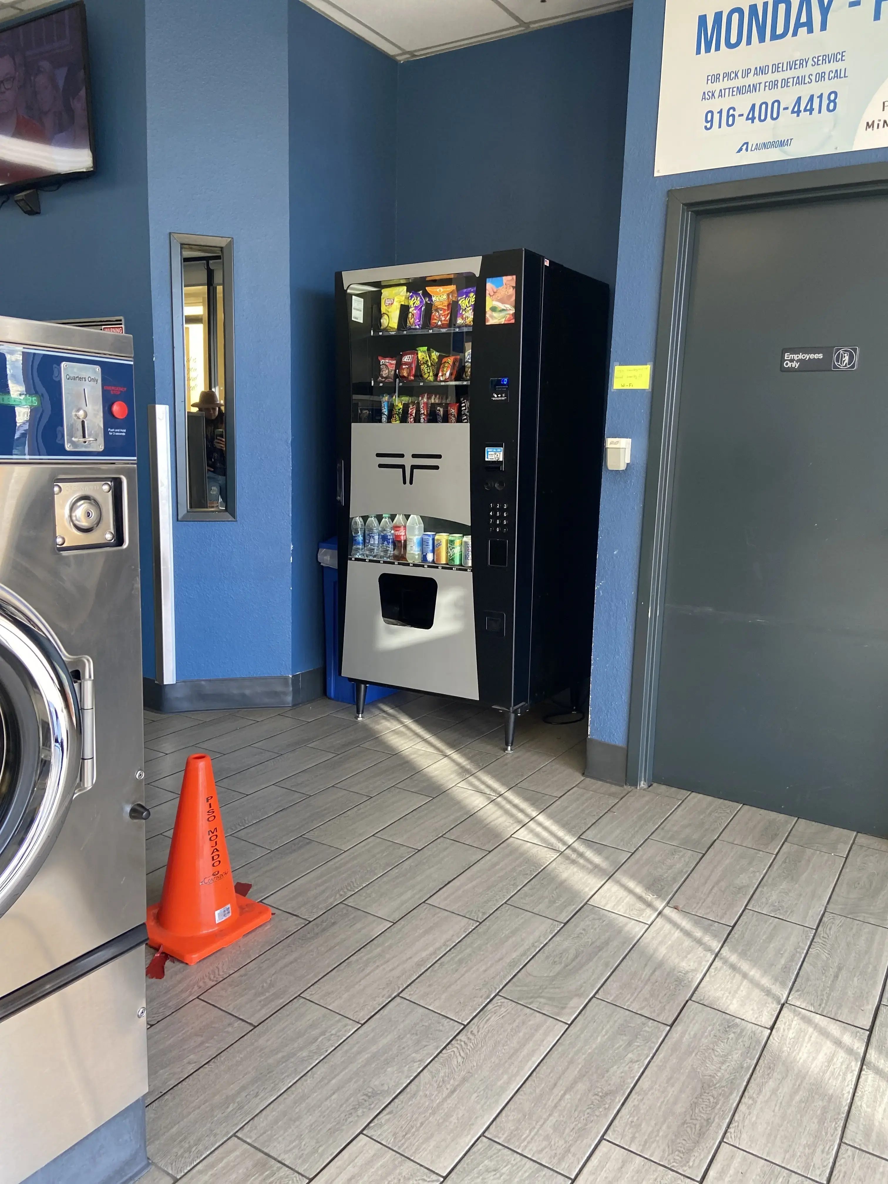 A1 Laundromat thumbnail 11