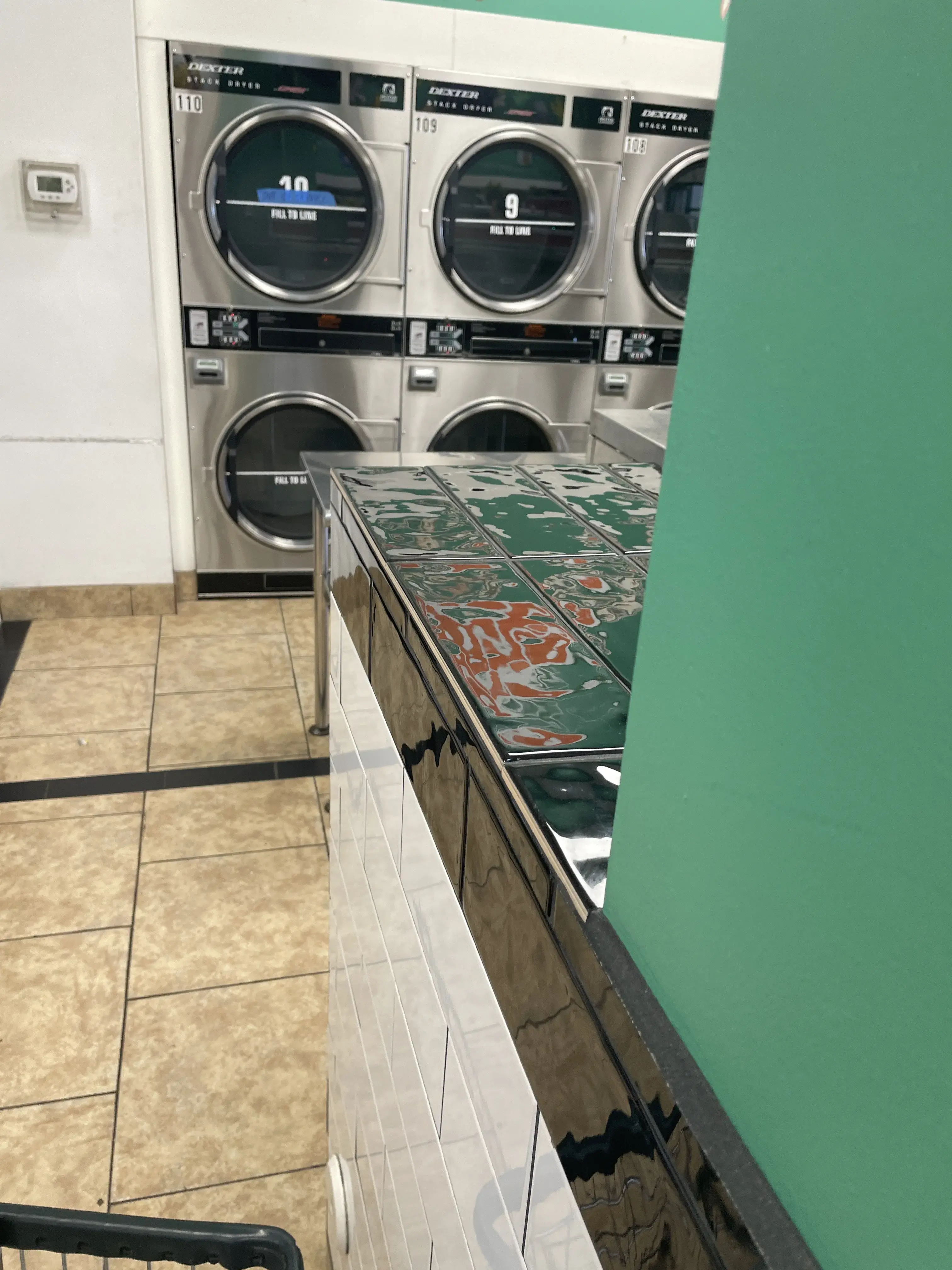 A1 Laundry thumbnail 15