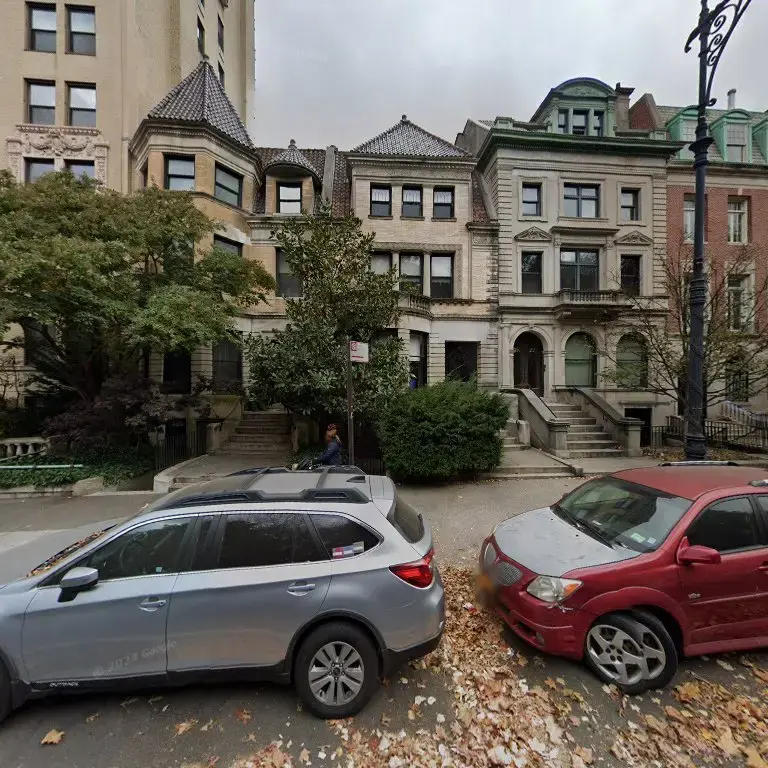 A1 Laundry Pick up & Delivery Park Slope - Image 1