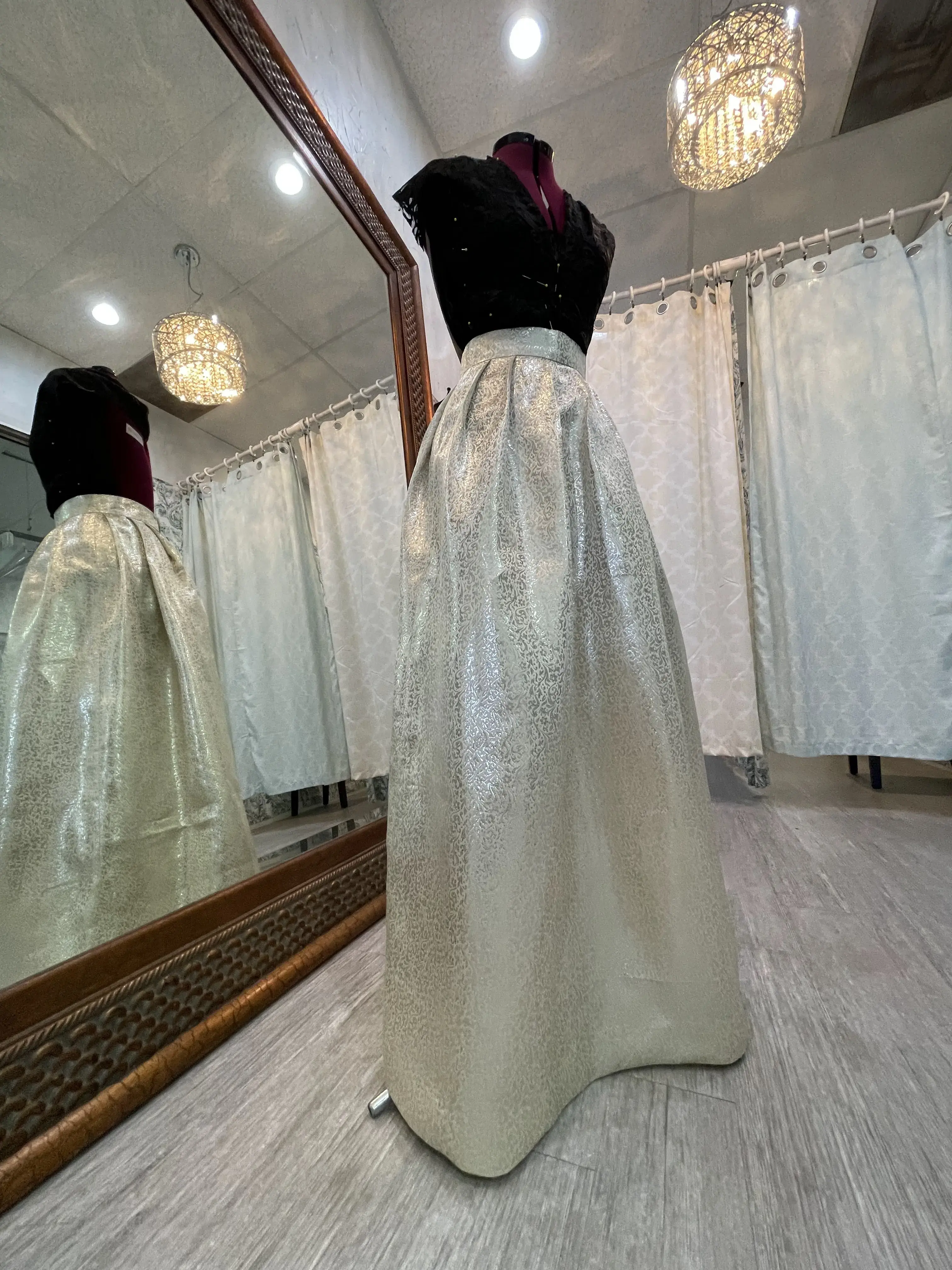A1A Cleaners & Alterations - Image 10