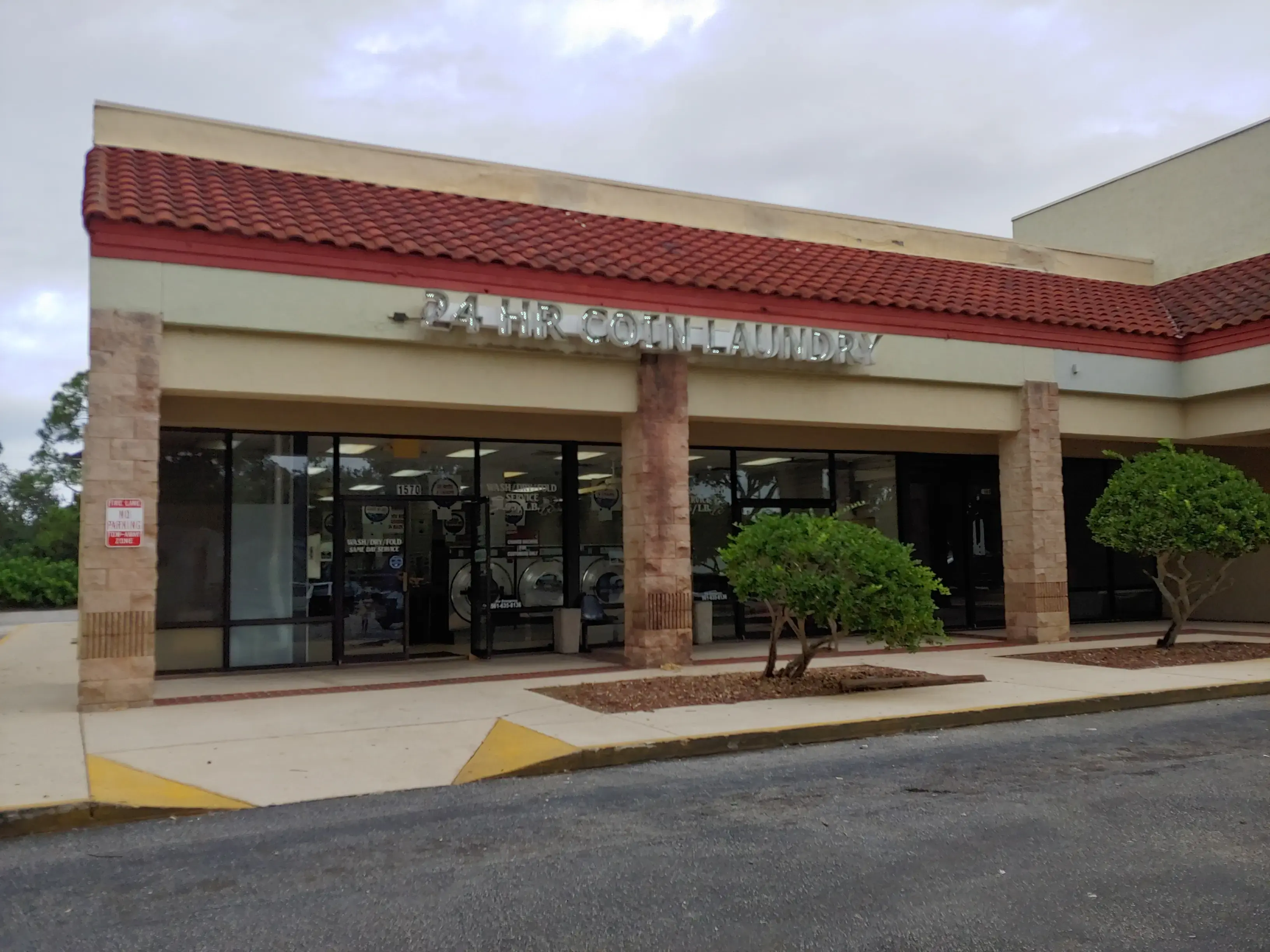 AAA 24 Hr Coin Laundry thumbnail 13