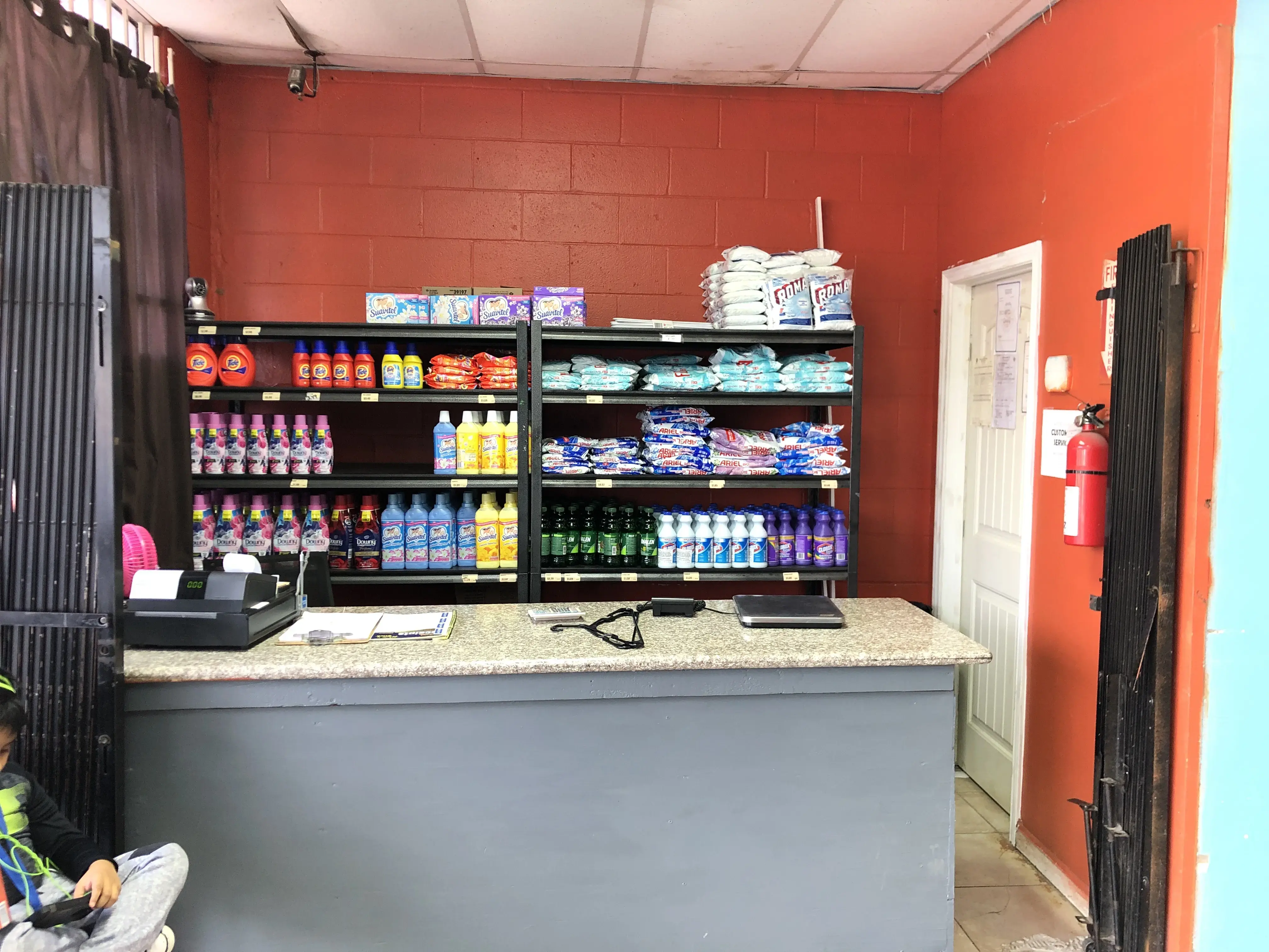 AAA Washateria & Laundry Service - Image 4