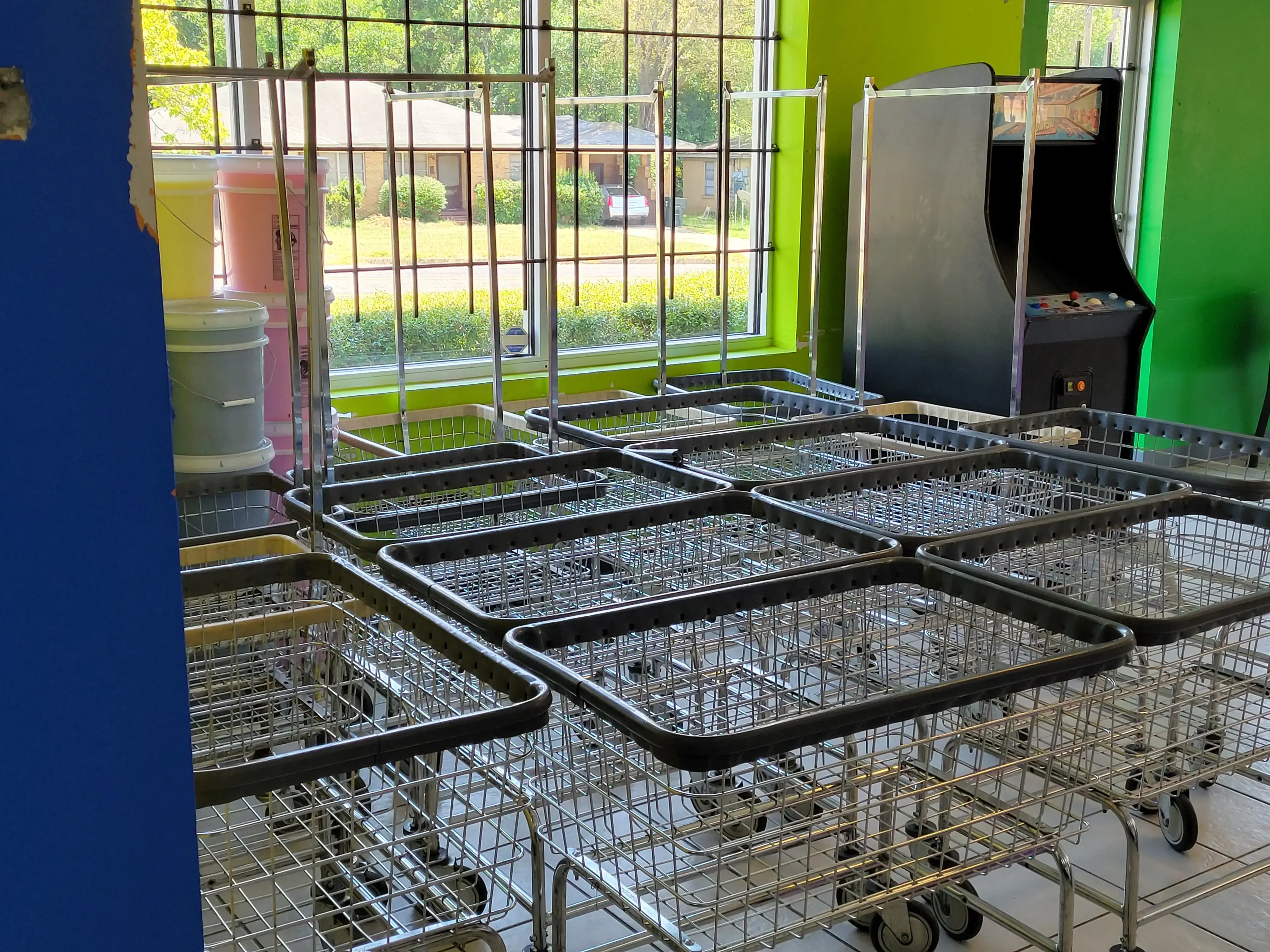 ABC LAUNDROMAT thumbnail 8