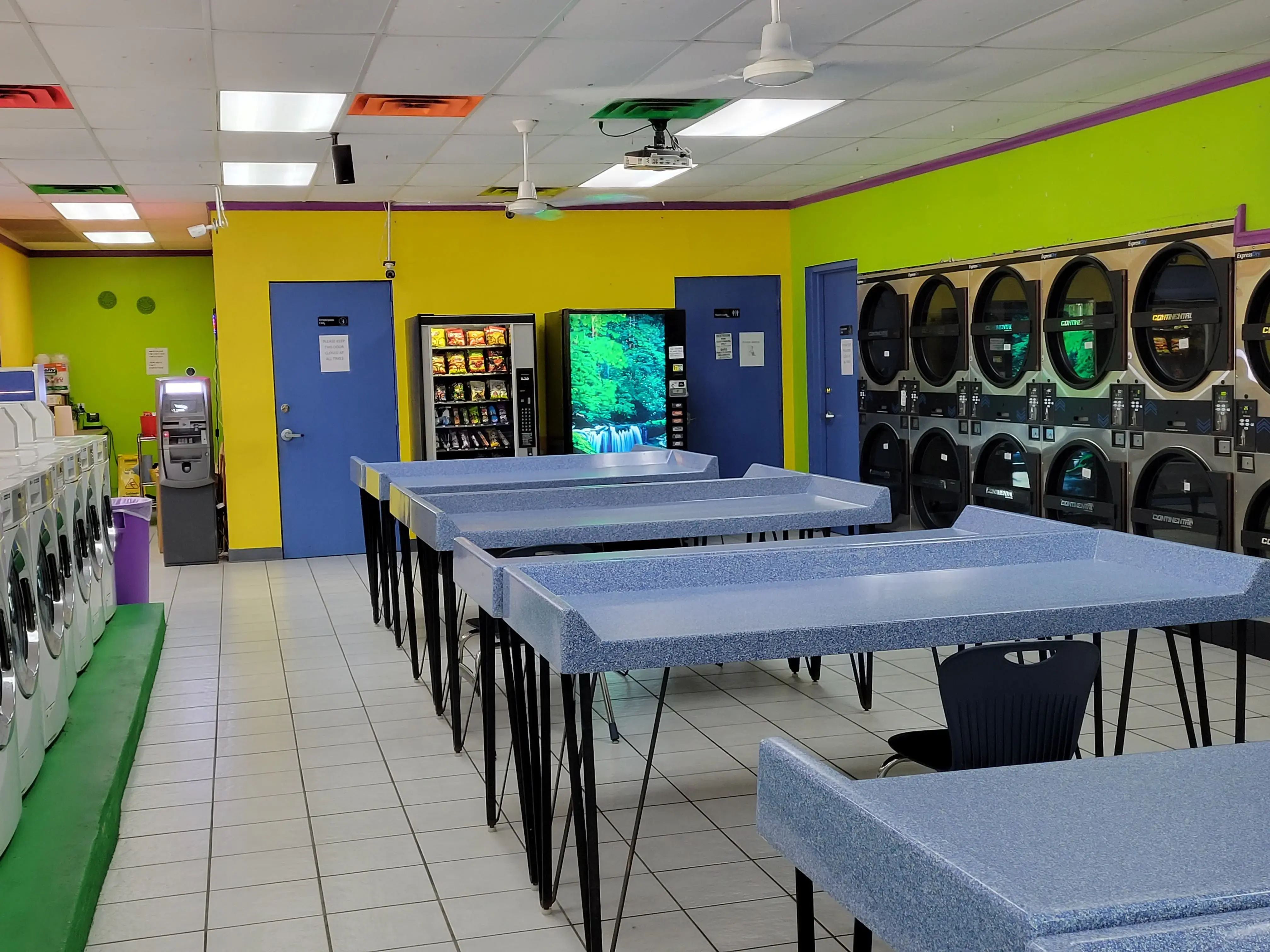 ABC LAUNDROMAT - Image 17