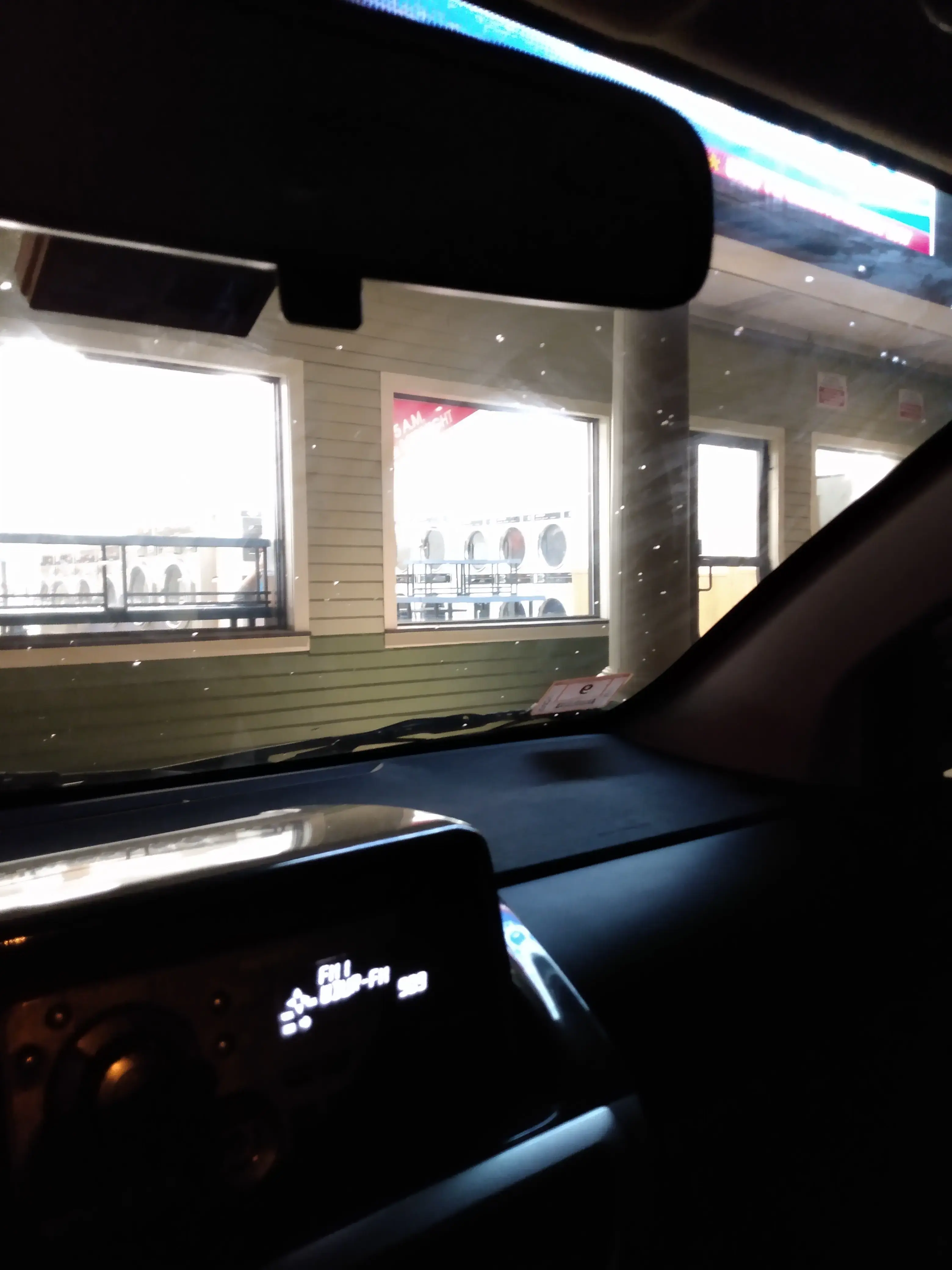 Abington Crossing Superwash Laundromat thumbnail 9
