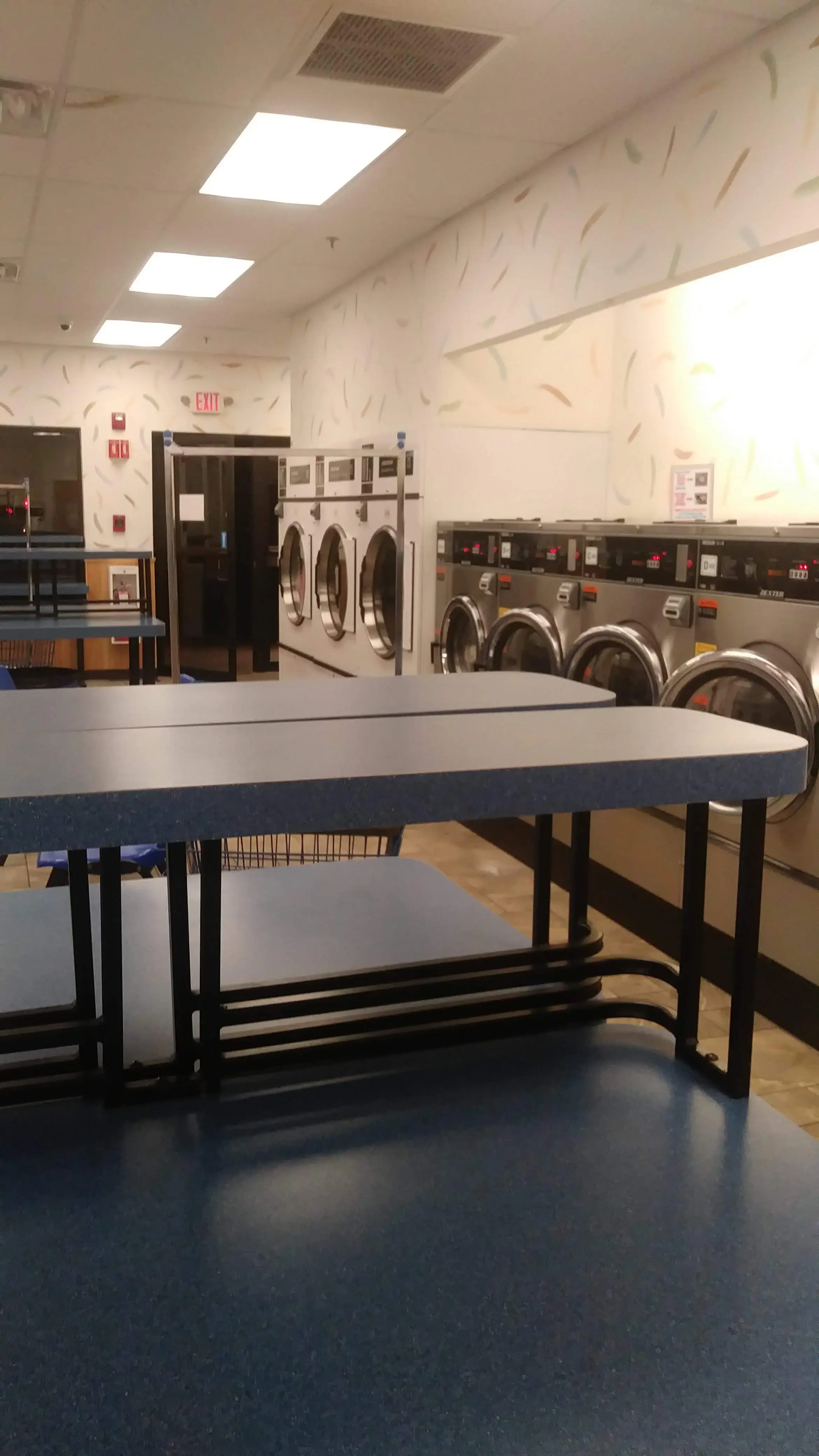 Abington Crossing Superwash Laundromat - Image 16