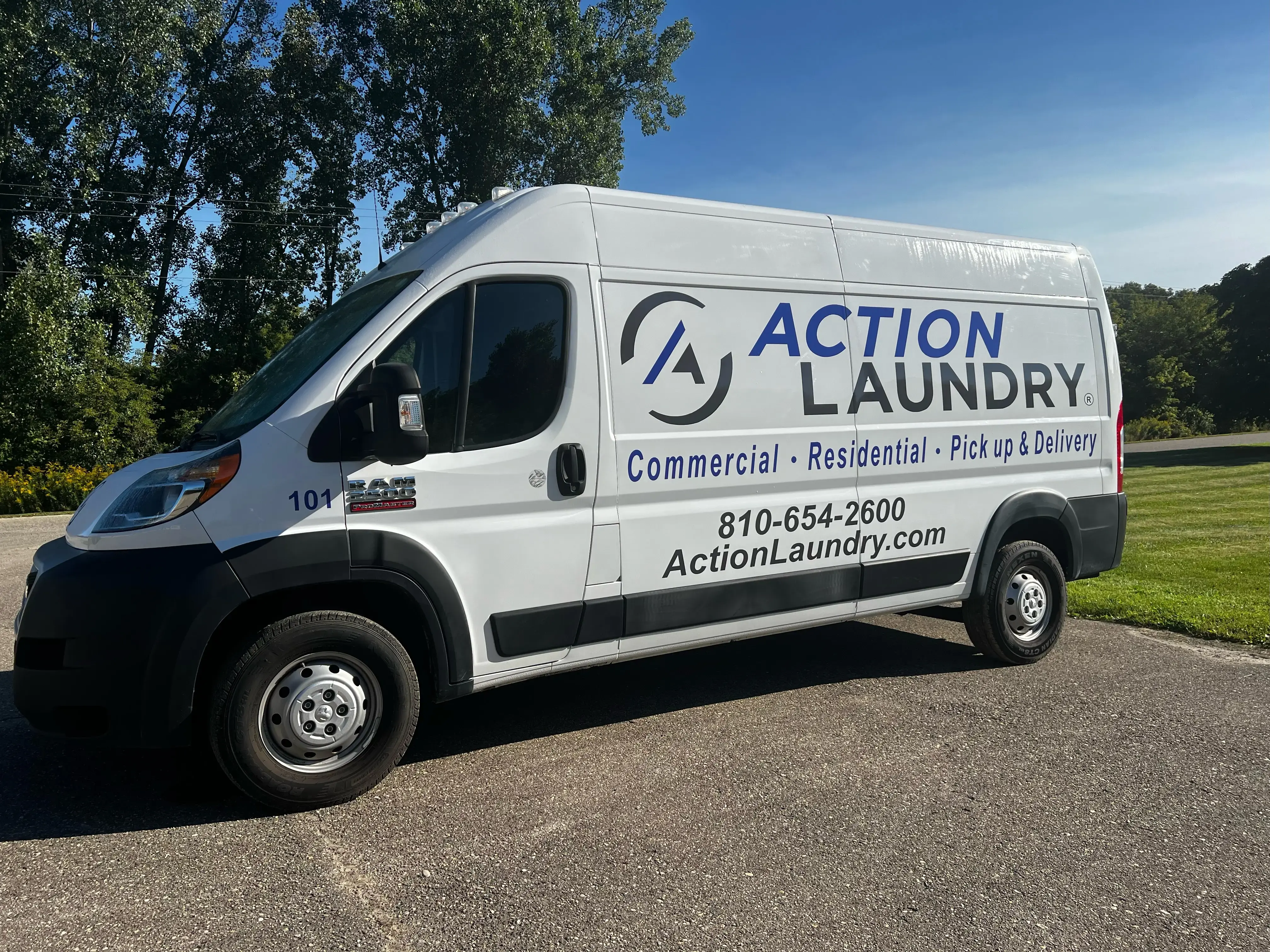 Action Laundry - Image 5