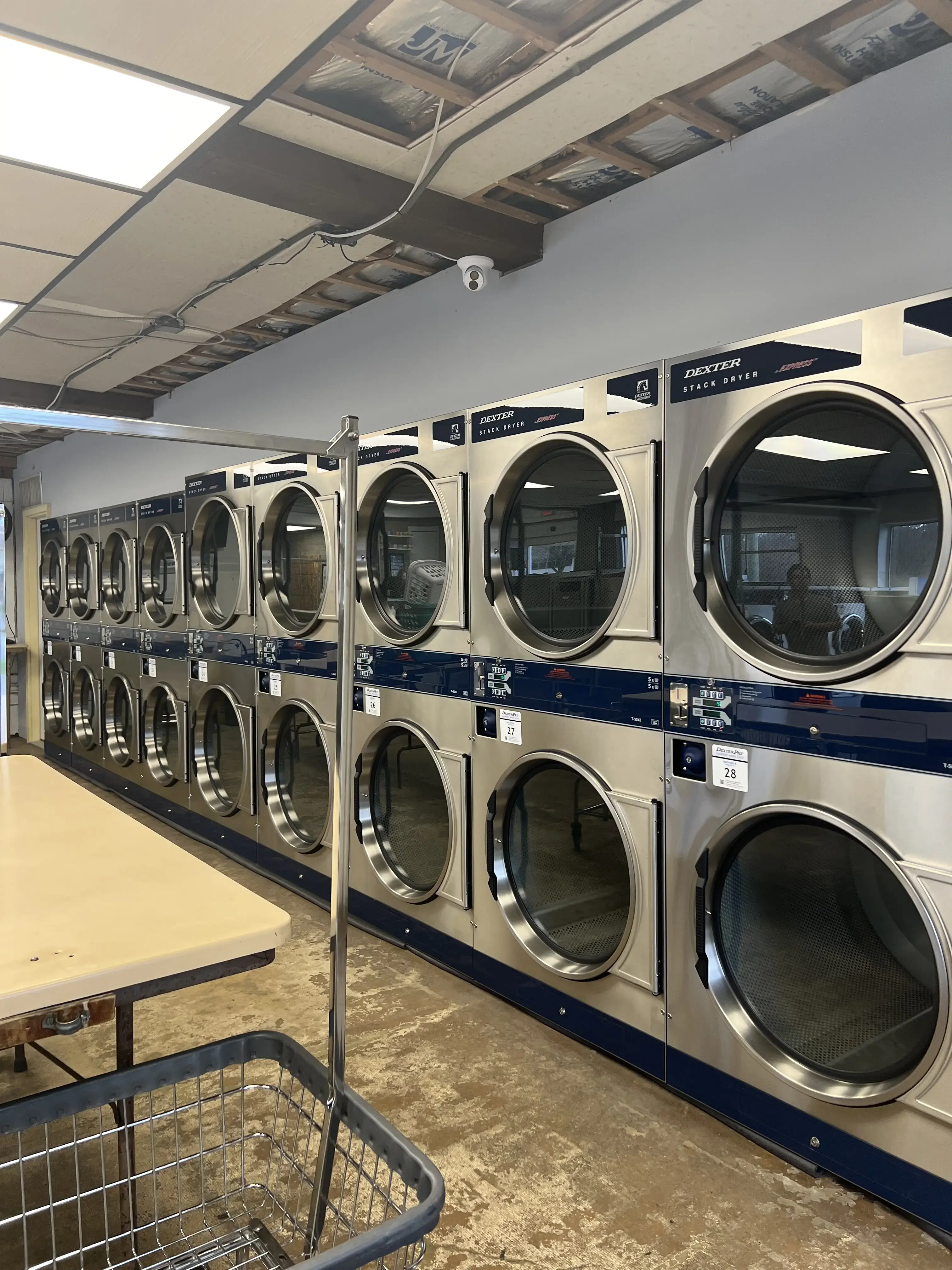 Action Laundry - Image 11