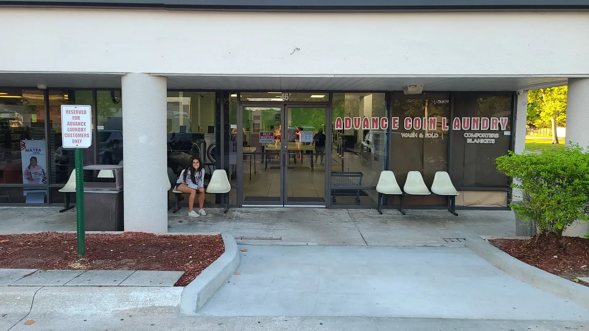 Advance Coin Laundry - Image 11