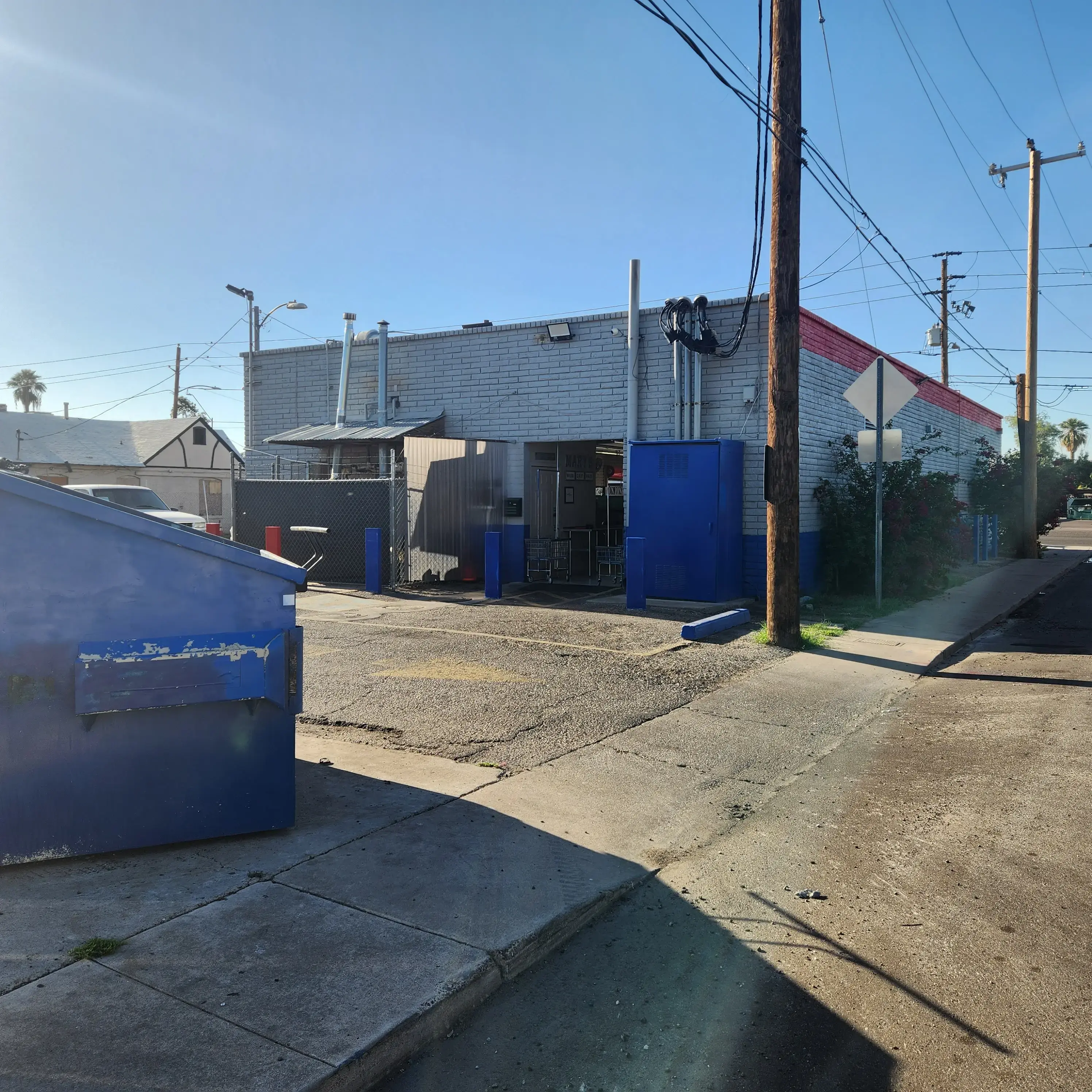 Agua Caliente 24 Hour Laundromat thumbnail 3