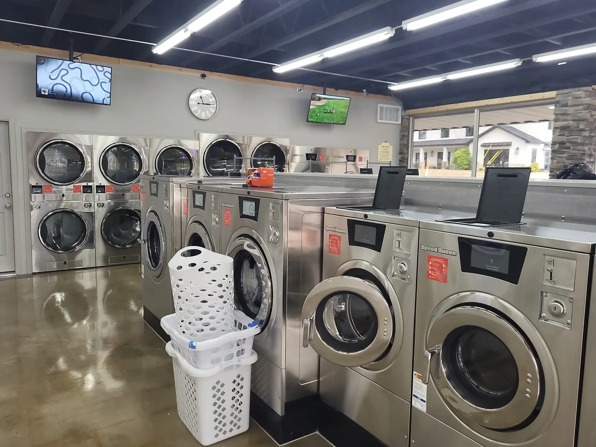 Aim High Coin Laundry 2 thumbnail 4