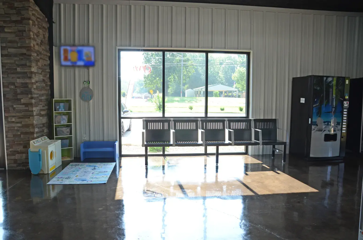Aim High Coin Laundry LLC thumbnail 14