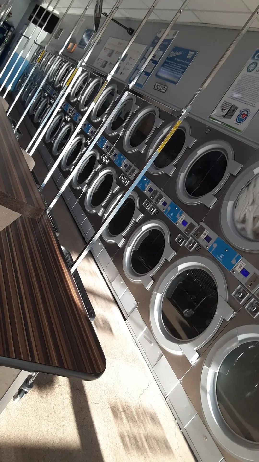 AJ's Laundry Star thumbnail 19