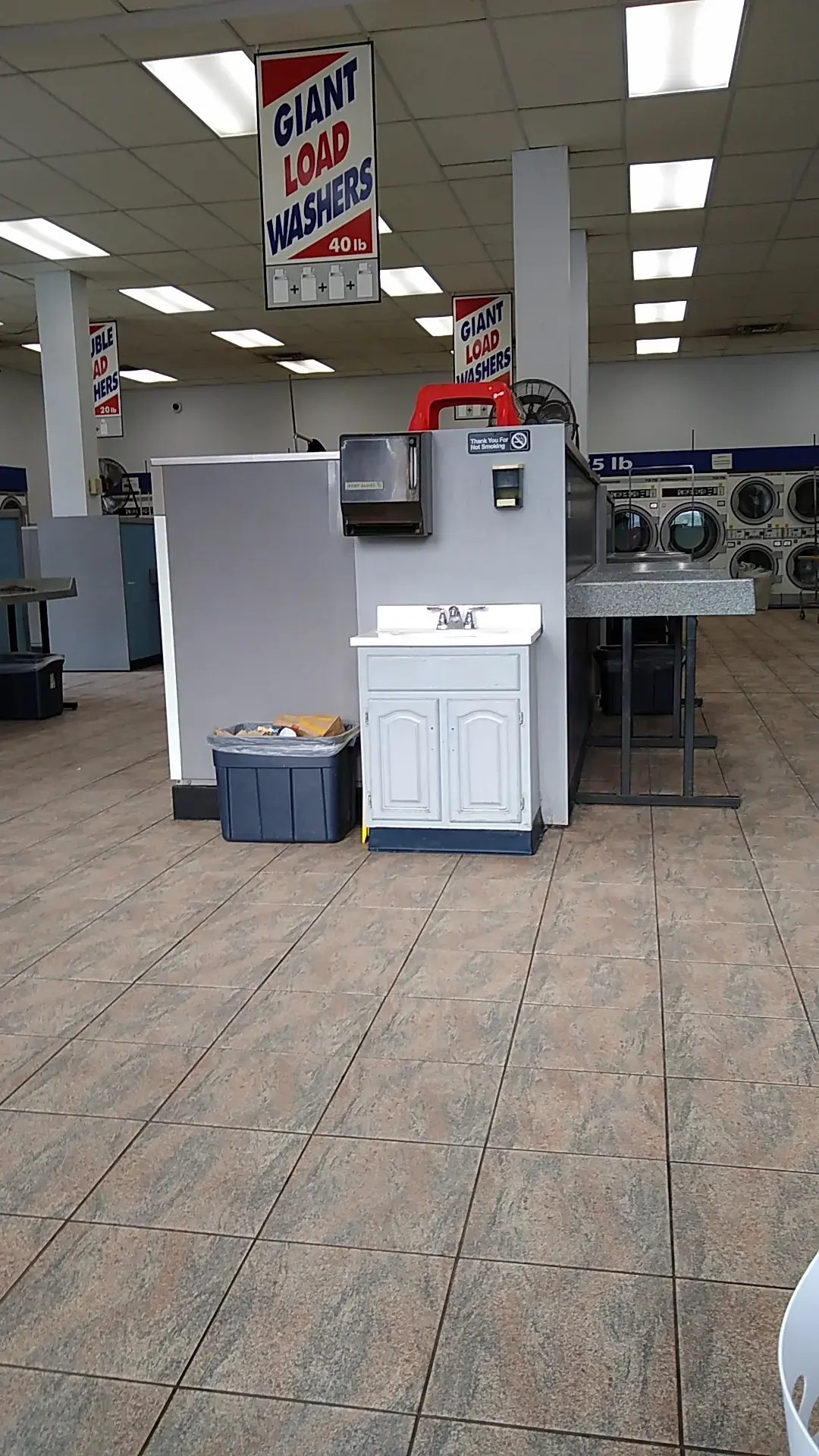Albany Laundry Center thumbnail 8