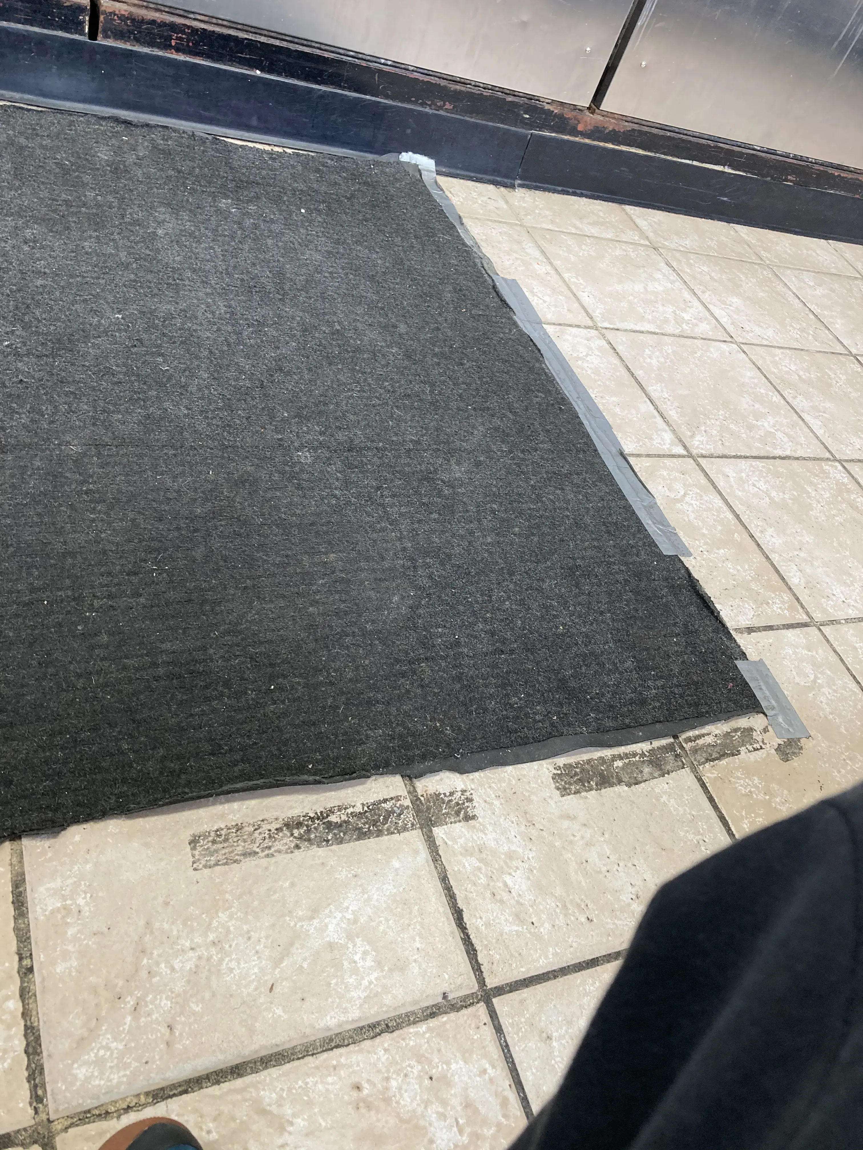 Albany Park Coin Laundry thumbnail 7