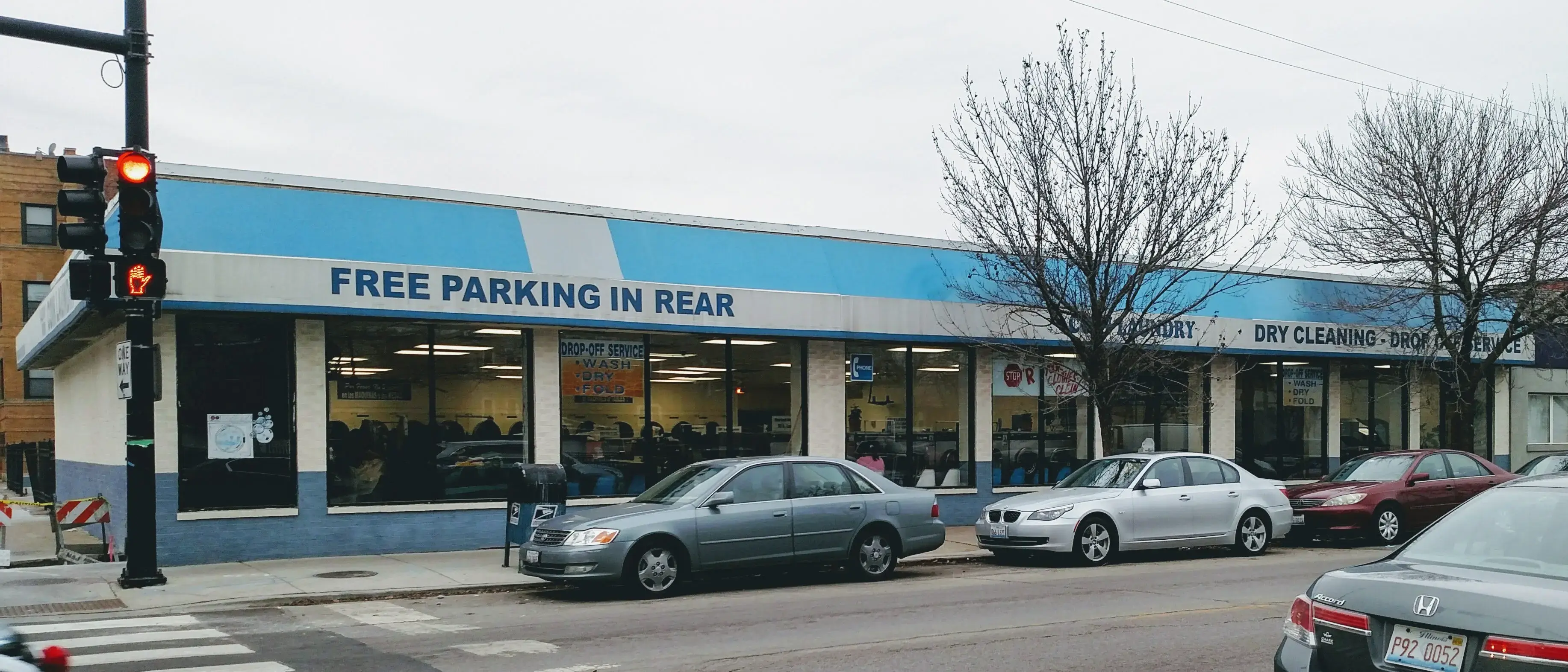Albany Park Coin Laundry thumbnail 2