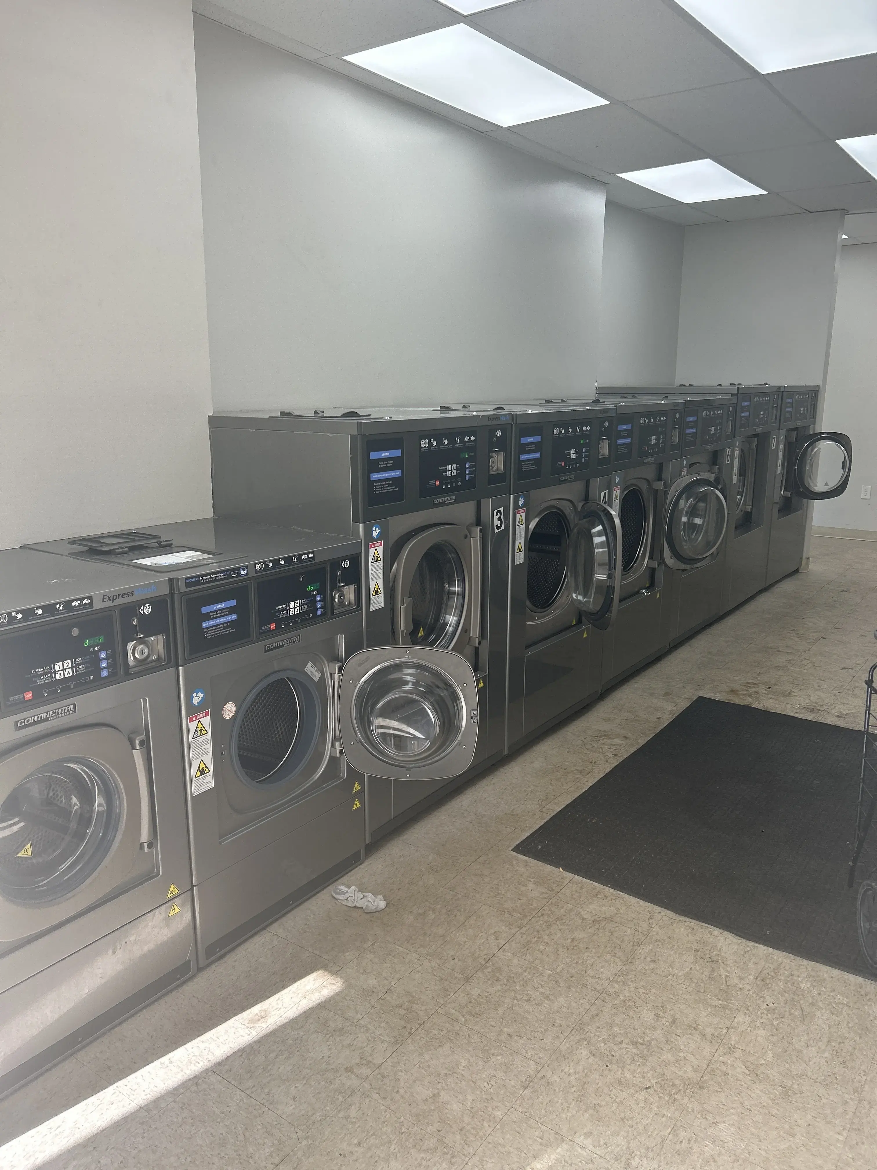 AlbanySuds Laundromat thumbnail 4