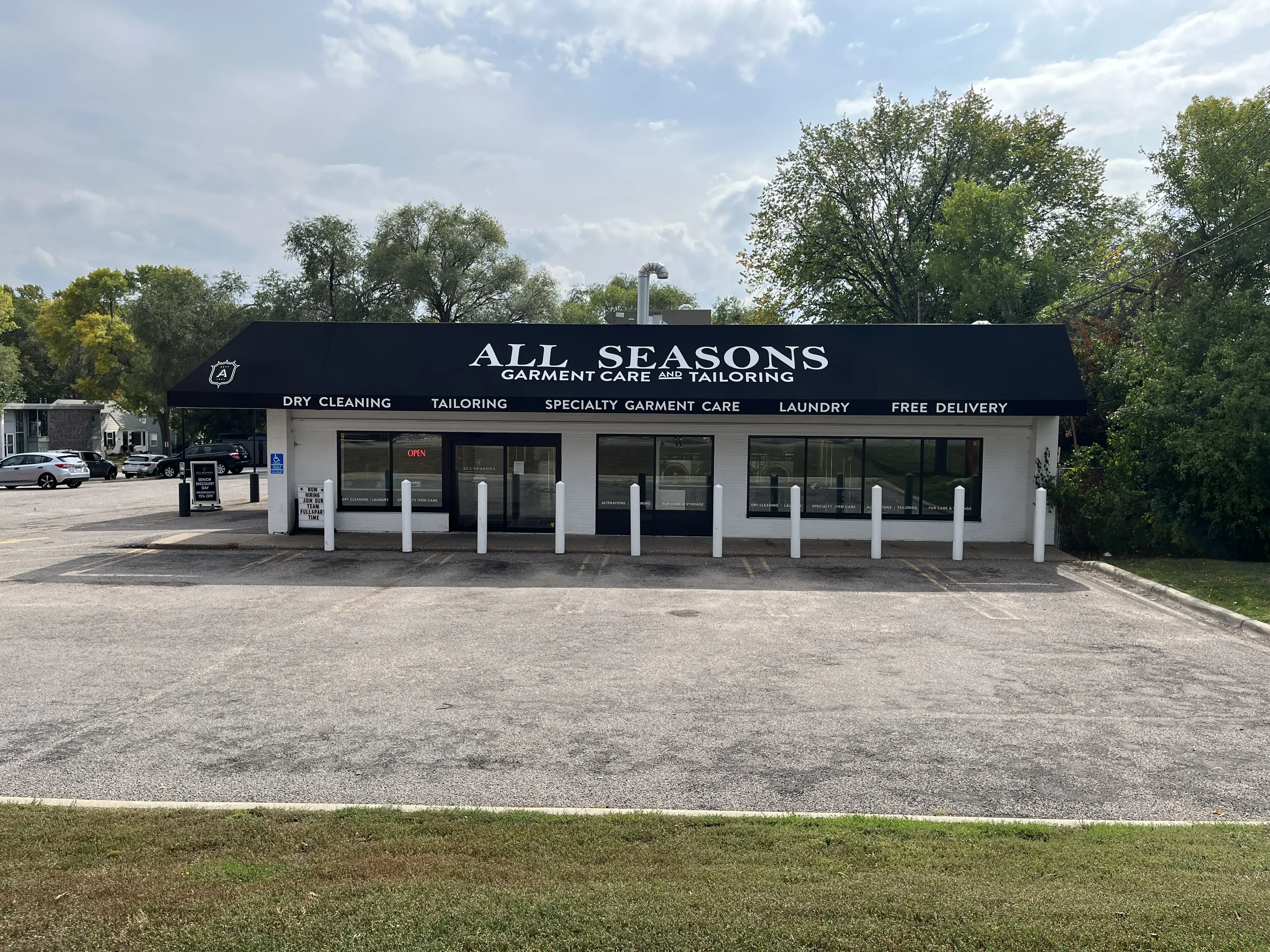 All Seasons Garment Care & Tailoring - Dry Cleaning & Laundry St. Louis Park - Image 4
