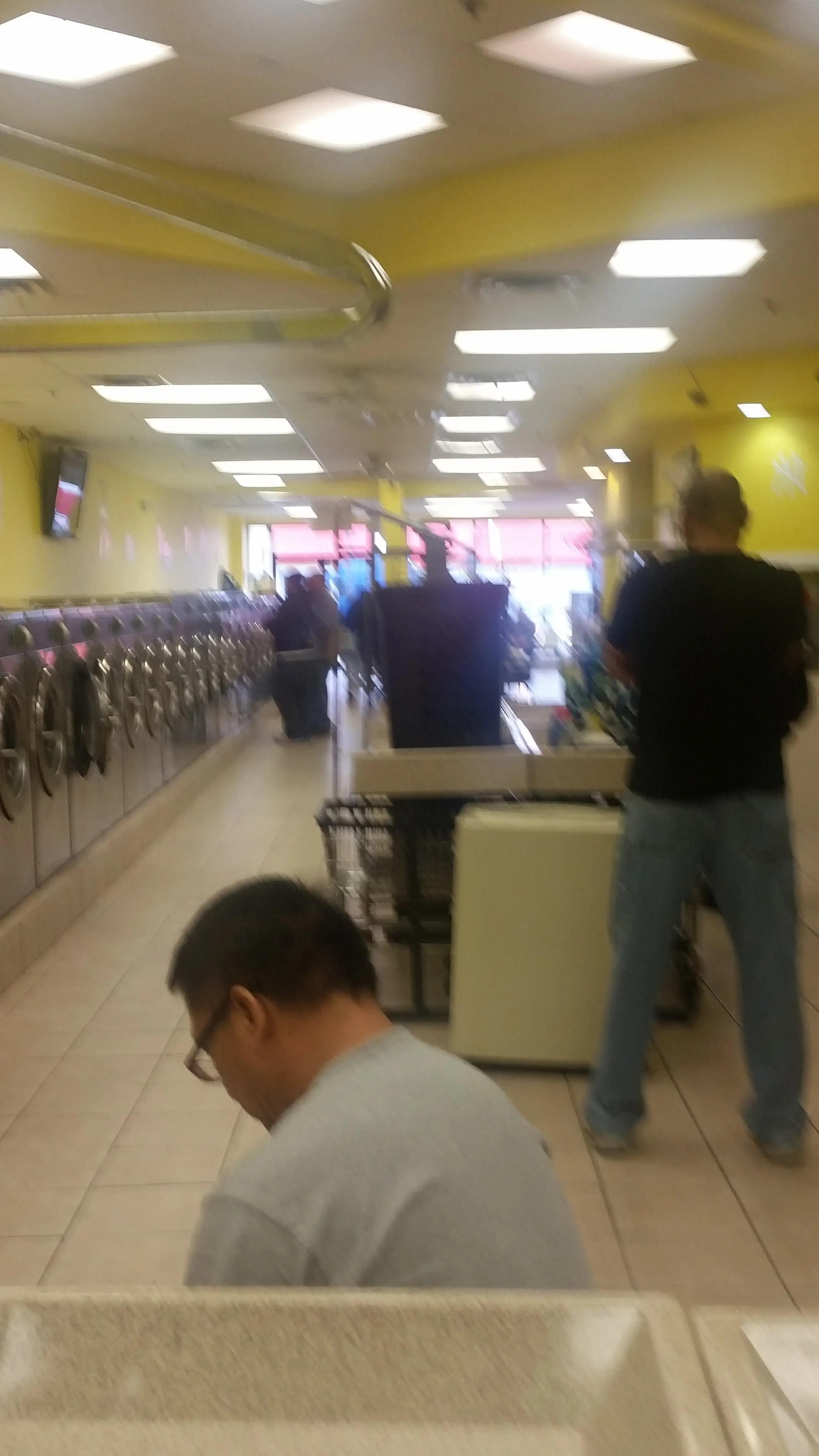All Star Laundromat - Image 3