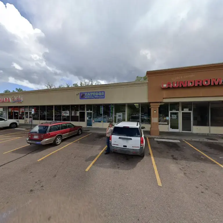 All Washed Laundry - Old Colorado City - Image 8