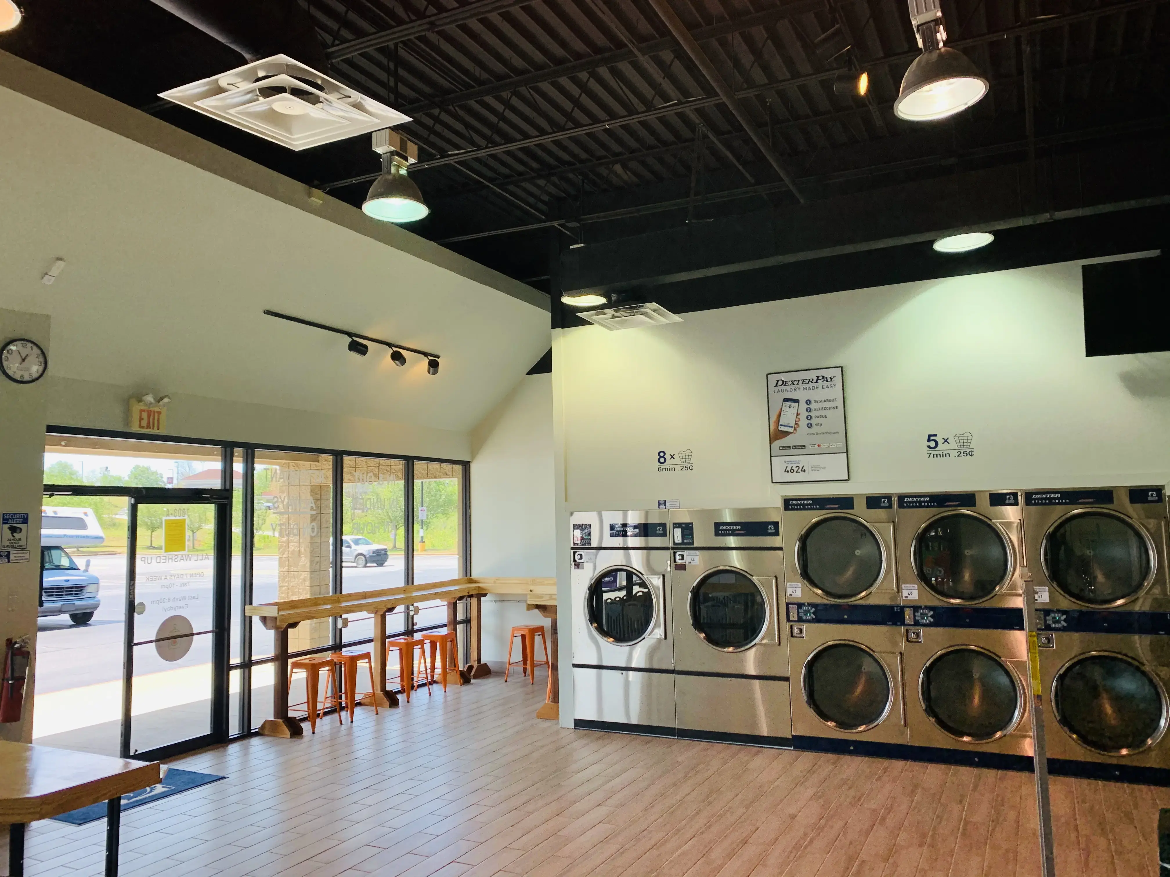 All Washed Up Laundromat thumbnail 5