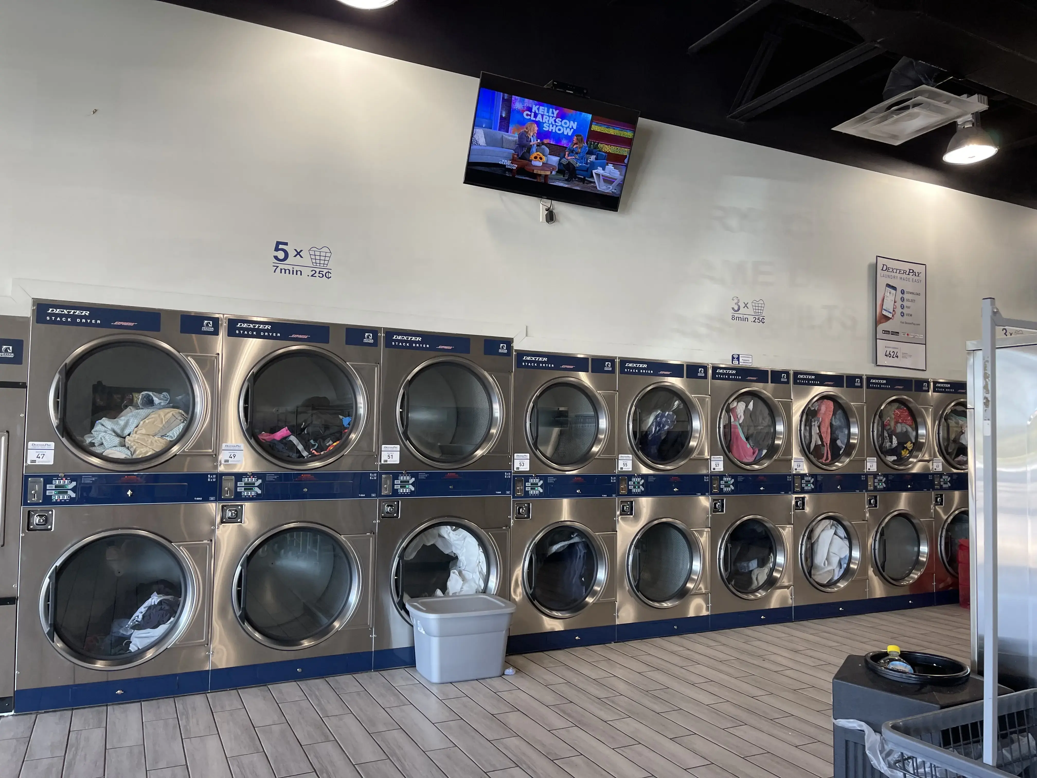 All Washed Up Laundromat thumbnail 11