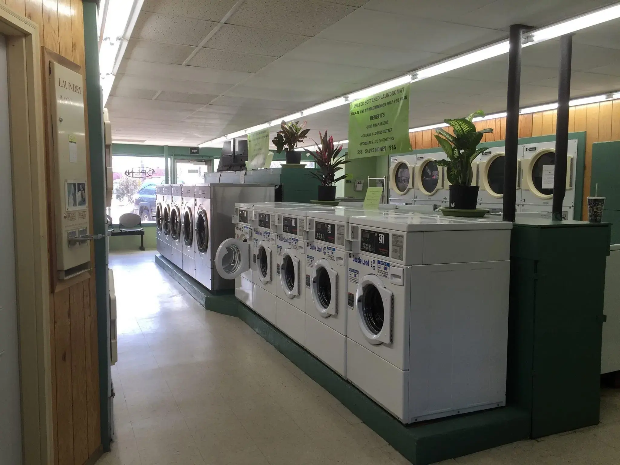 All Washed Up Laundromat thumbnail 9