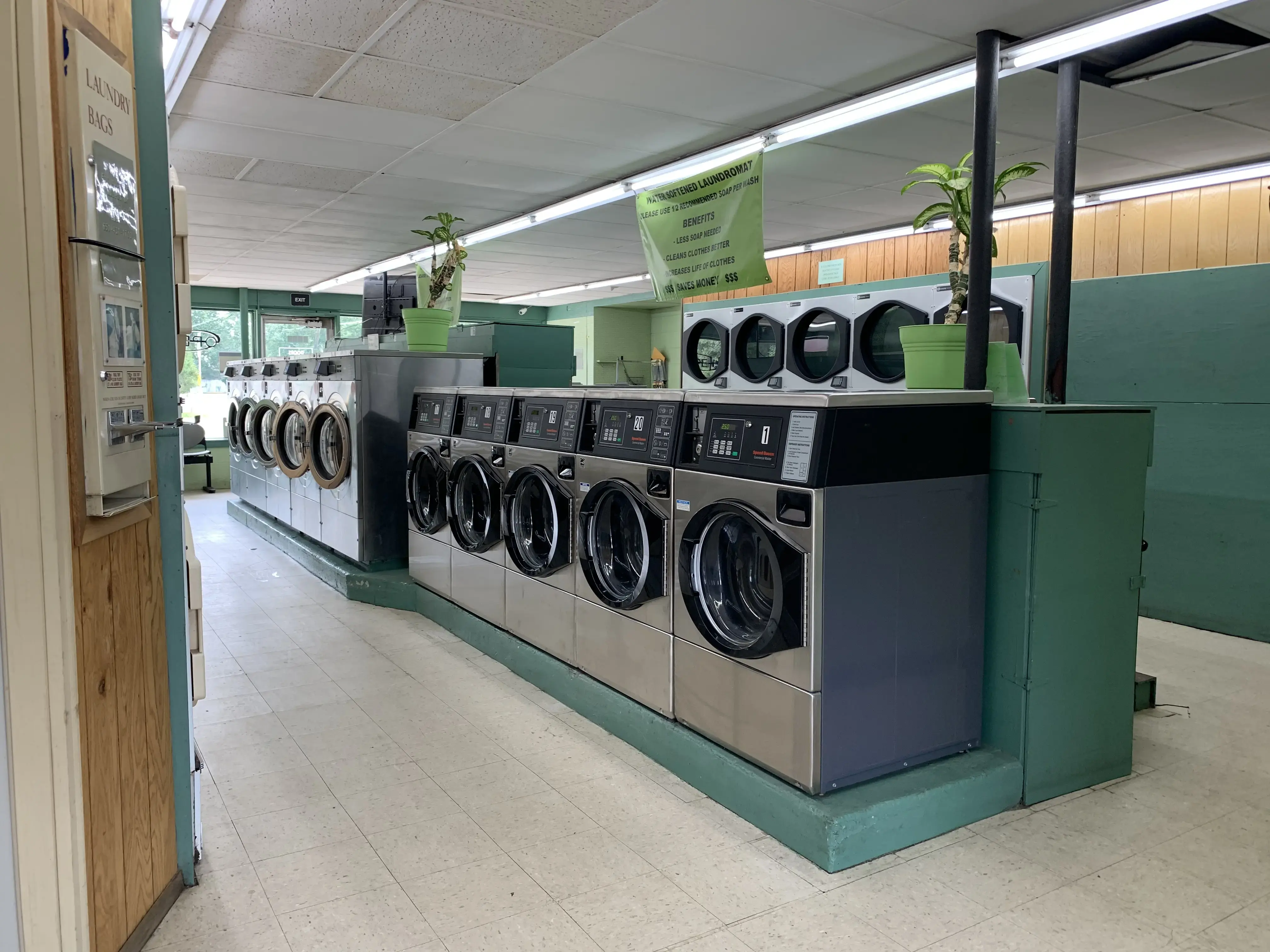 All Washed Up Laundromat - Image 11