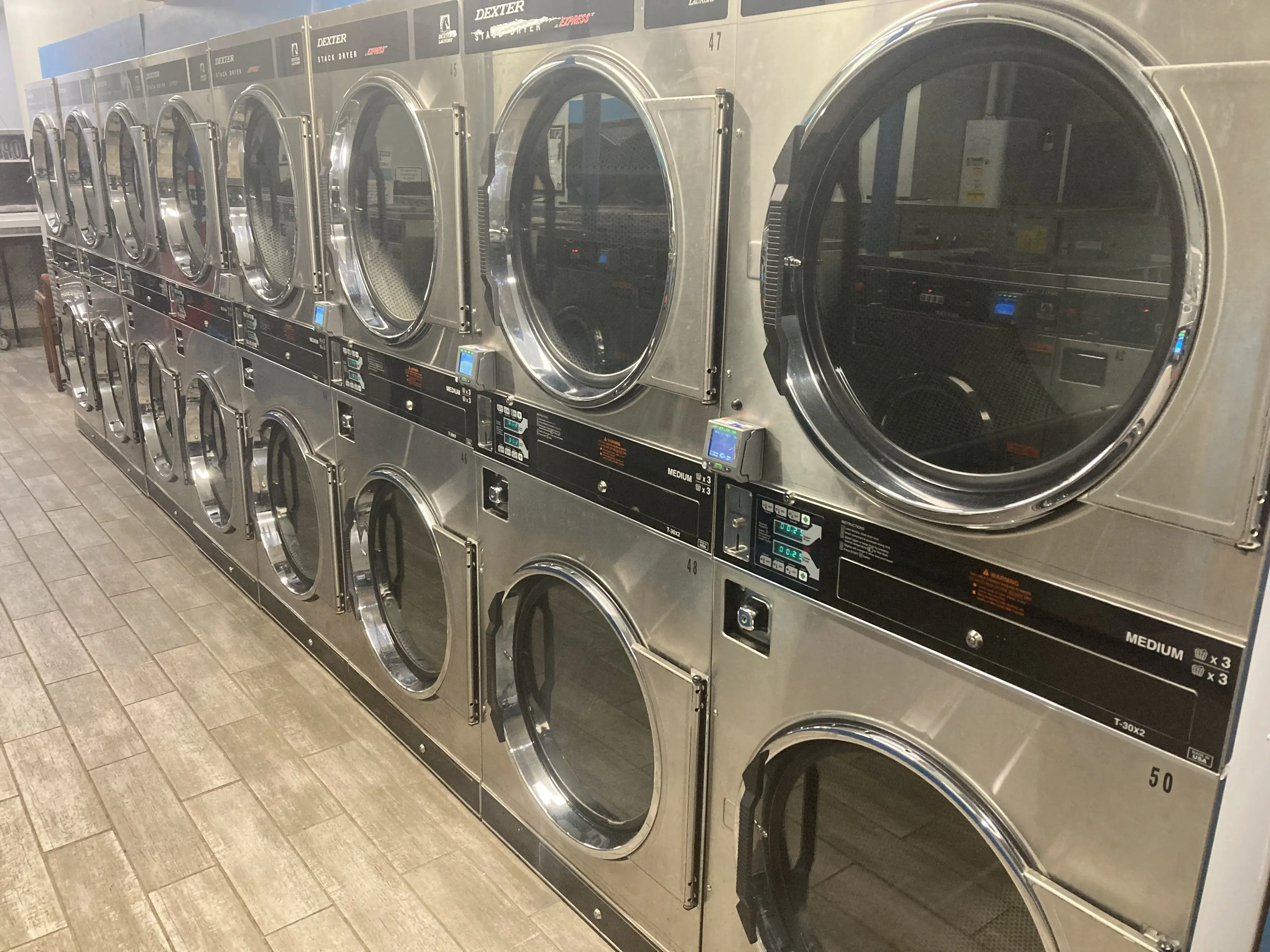 All Washed Up Laundromat thumbnail 16