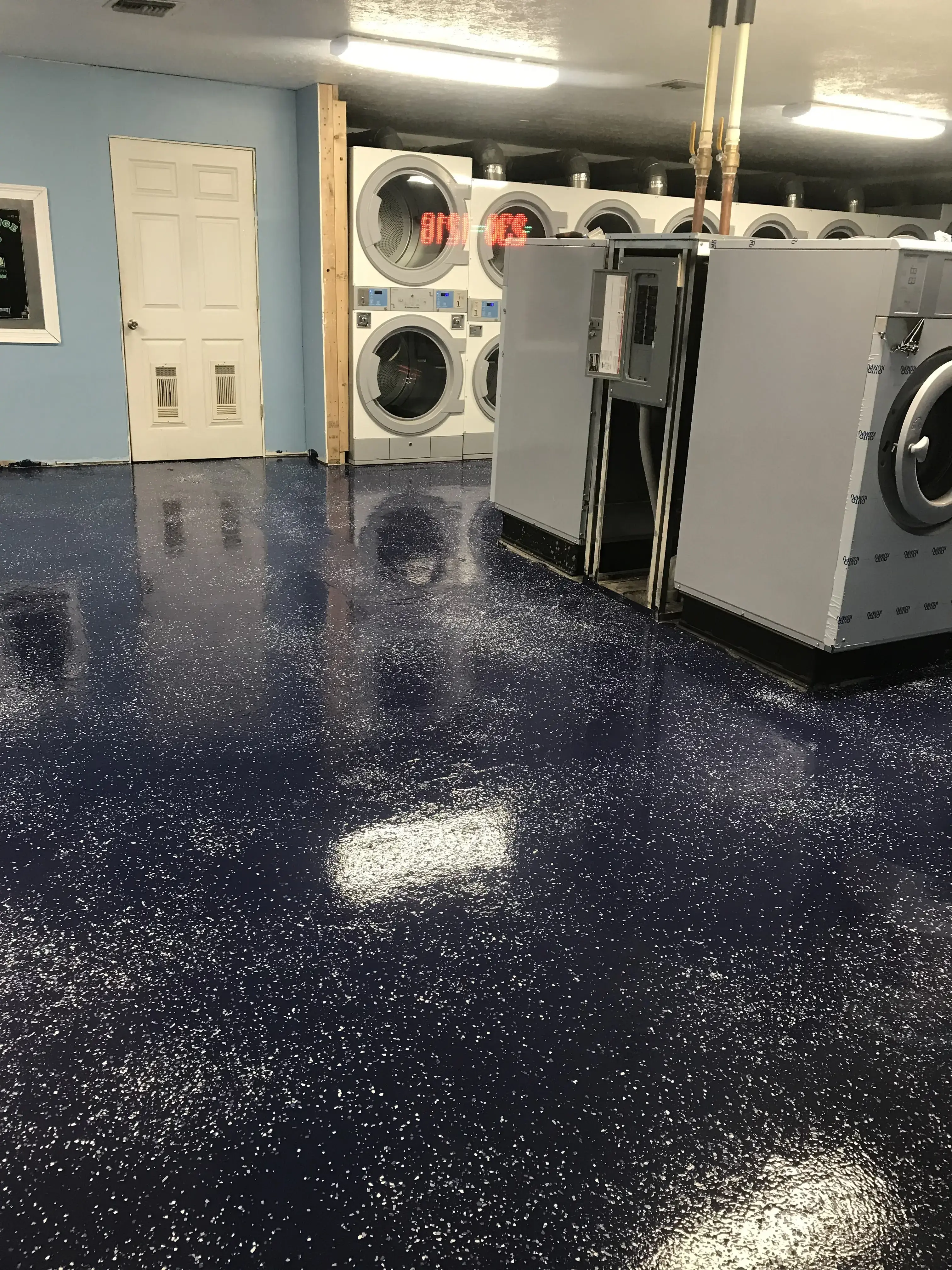 All Washed Up Laundromat - Image 18