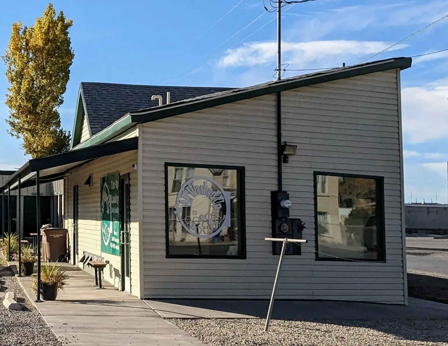 All Washed Up Laundry and Storage thumbnail 11