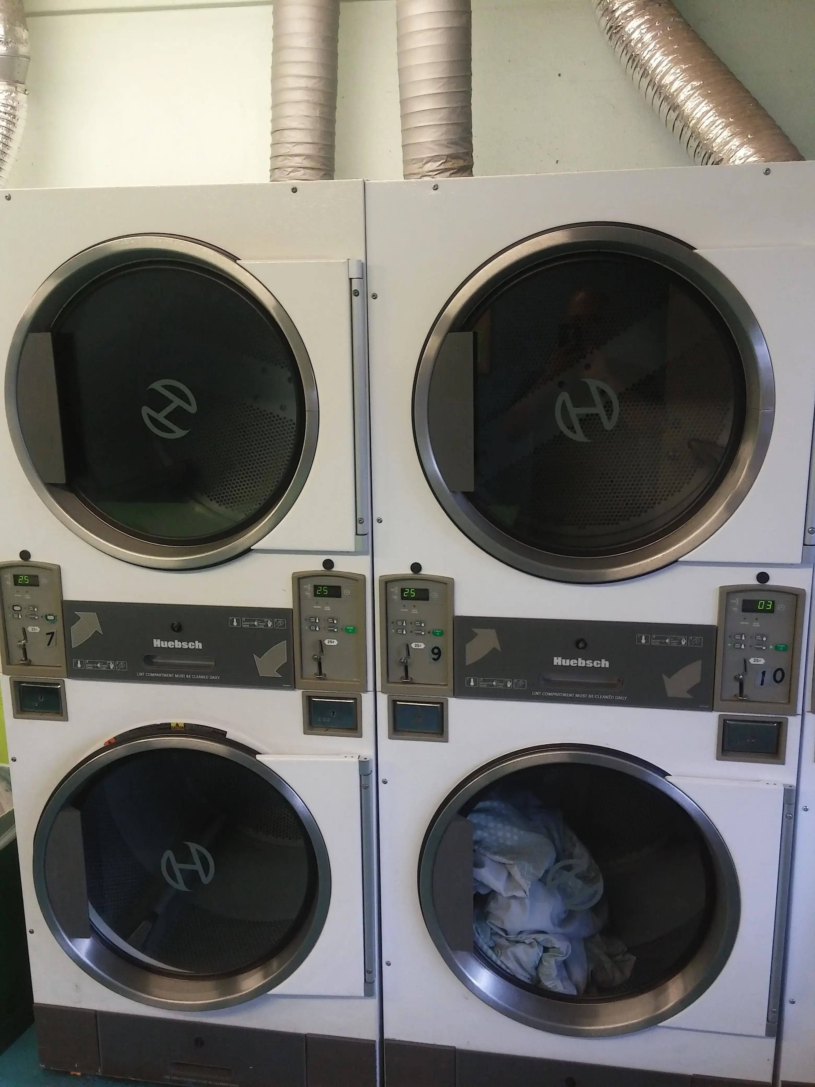 Almas Laundry thumbnail 18