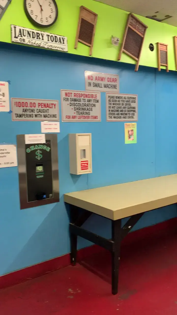 Almas Laundry thumbnail 20