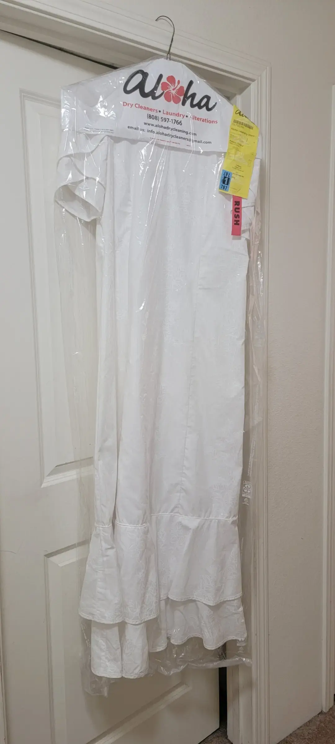 Aloha Dry Cleaners and Laundry thumbnail 20