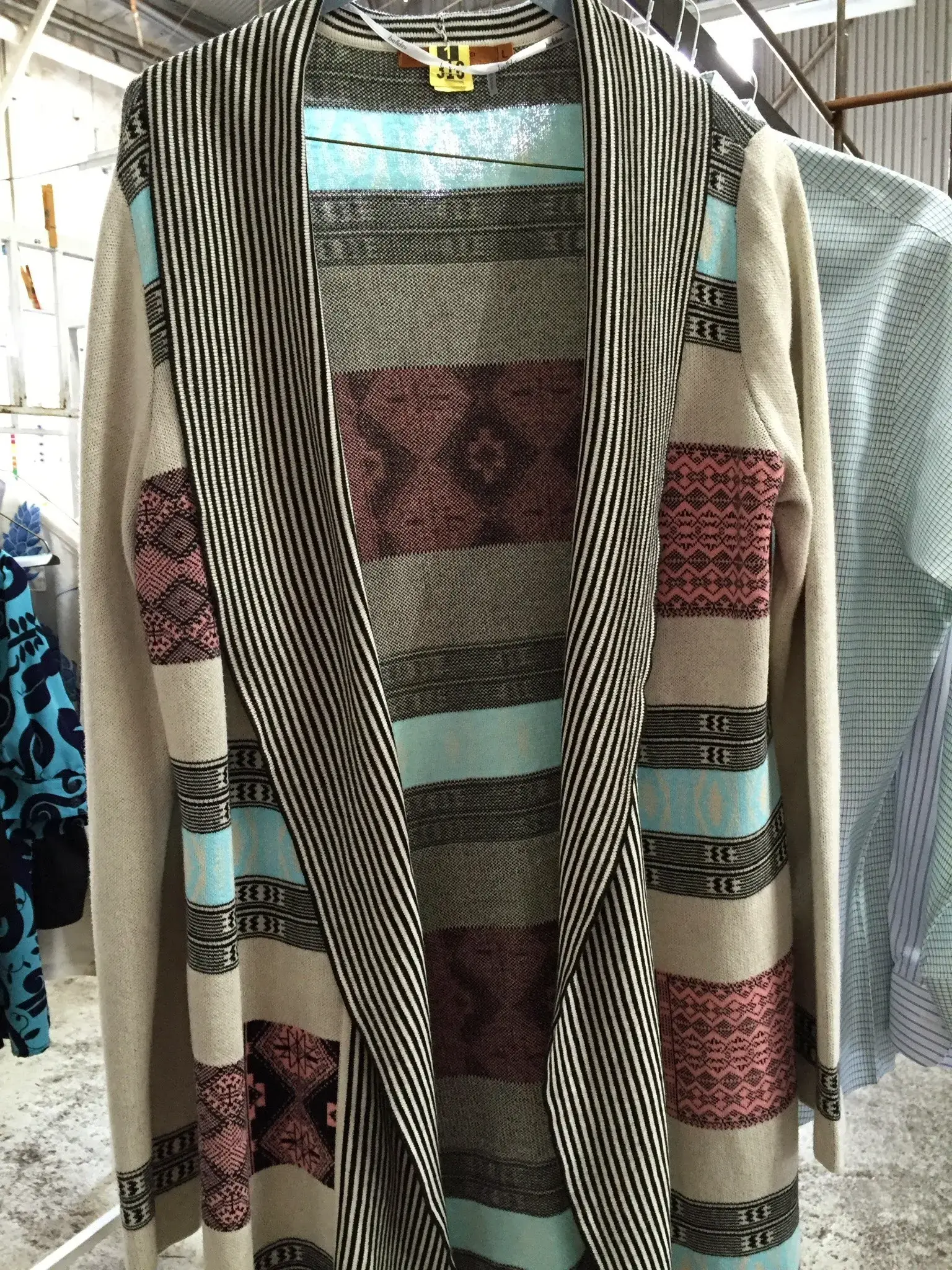 Aloha Dry Cleaners and Laundry thumbnail 8