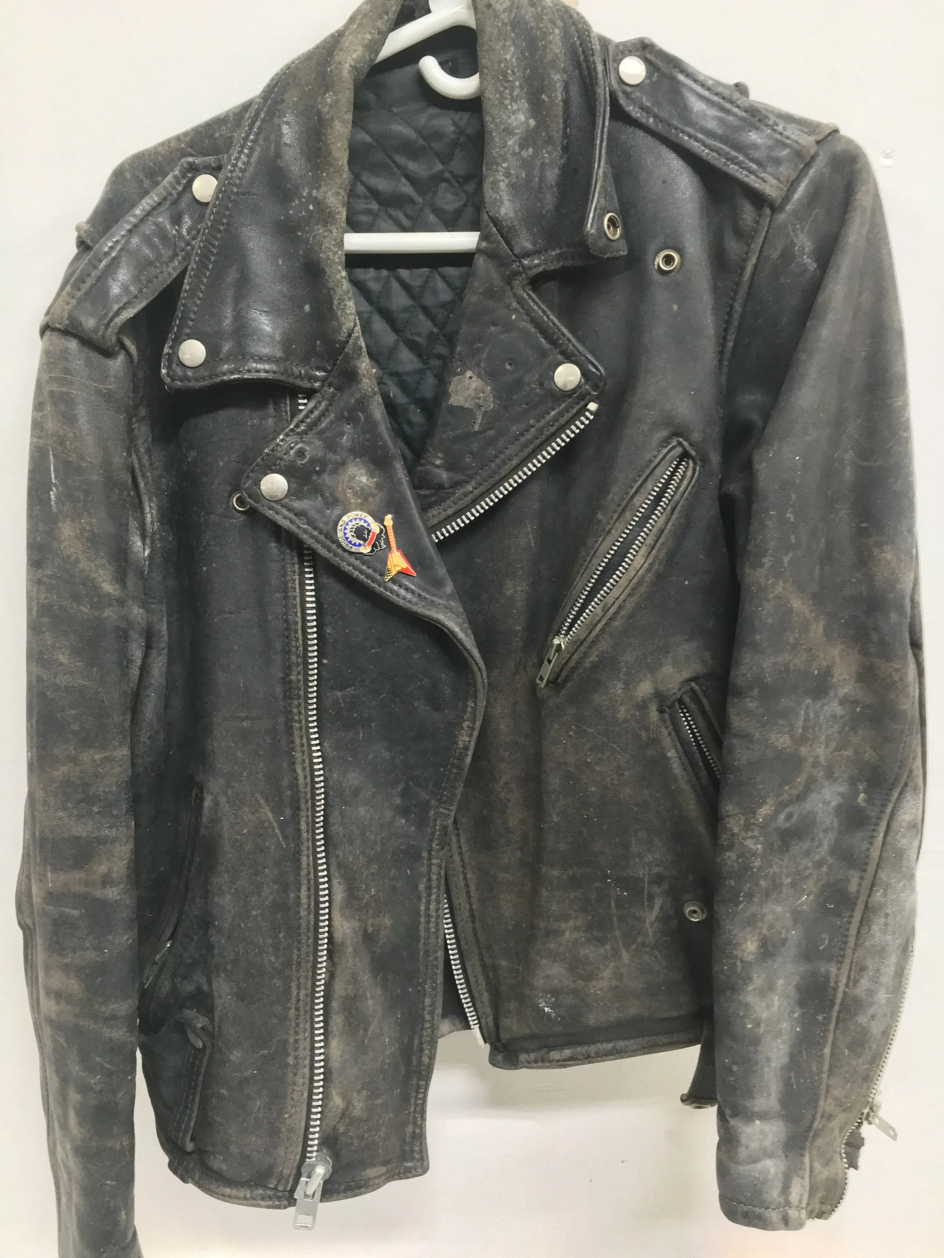 Aloha Dry Cleaners and Laundry thumbnail 4