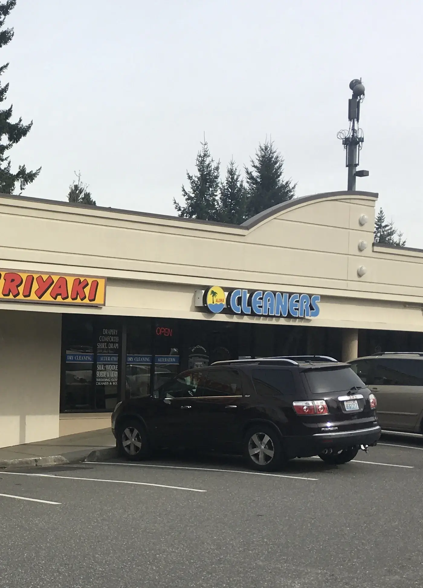 Aloha Dry Cleaners - Image 5