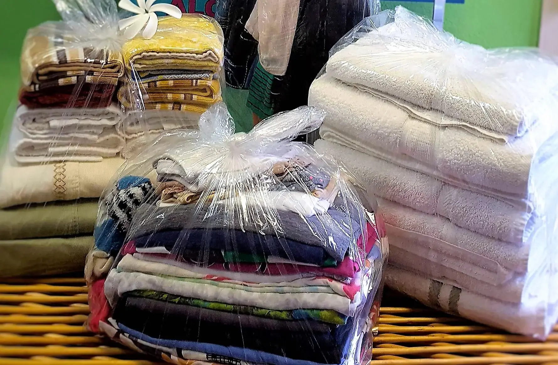 Aloha Laundry thumbnail 8