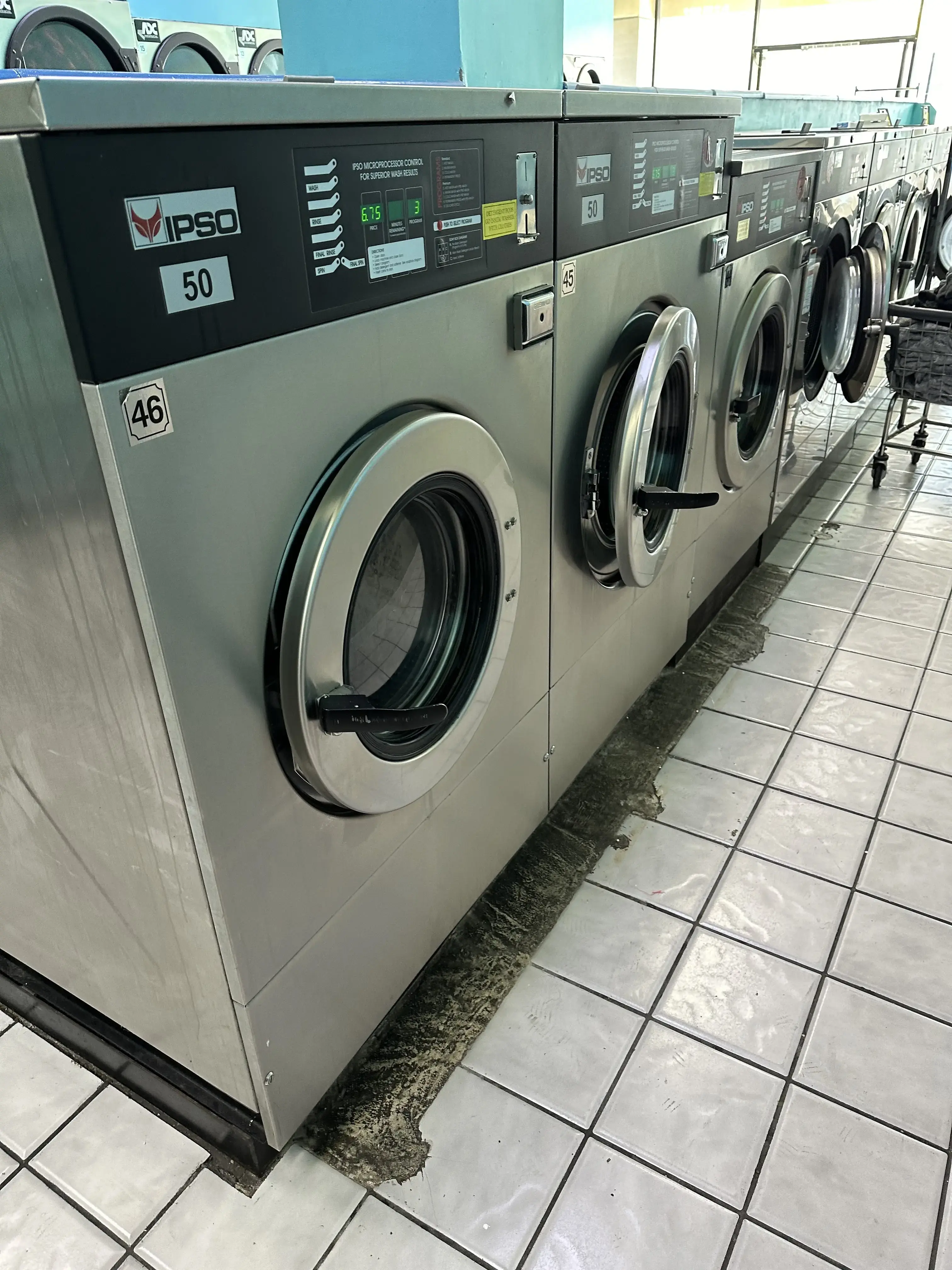 Aloha Laundry - Image 2