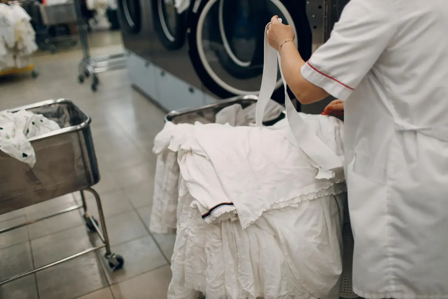 ALOHA Mobile Dry Cleaners - Image 1