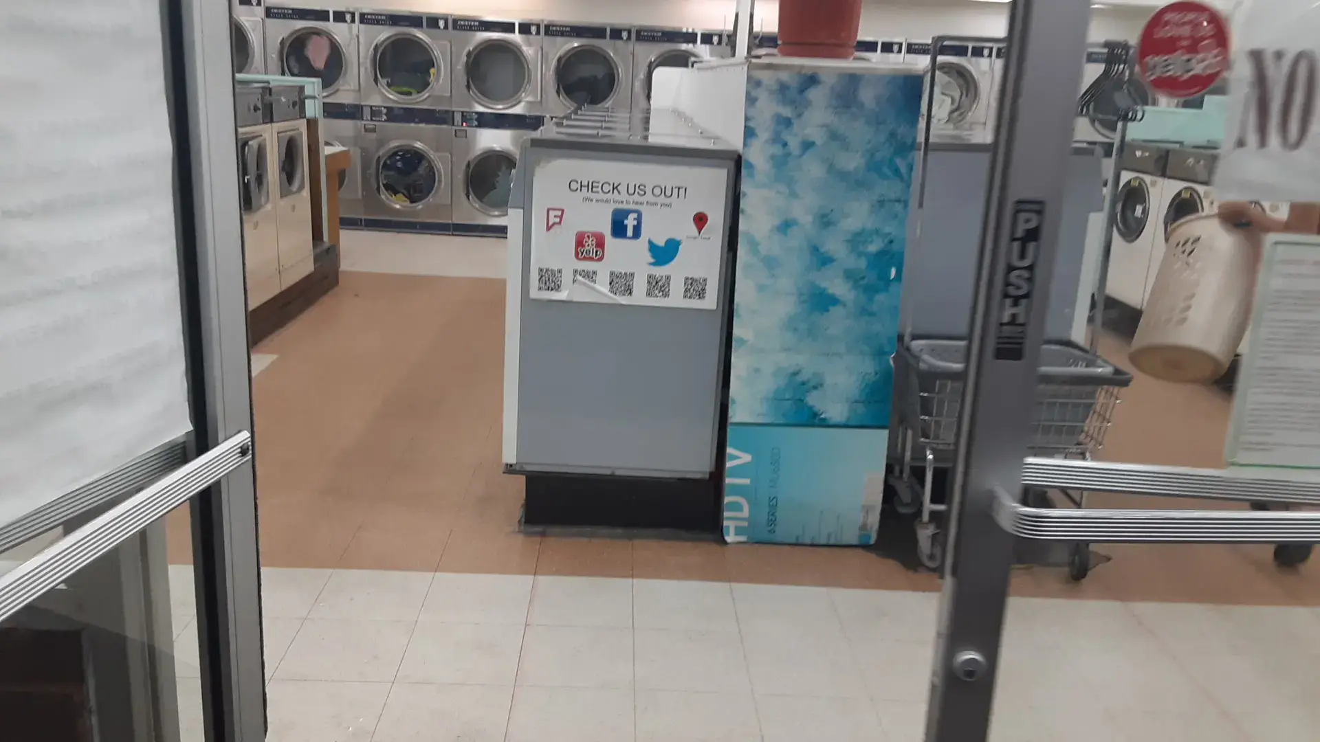 Alpine 24 Hour Laundromat - Image 10