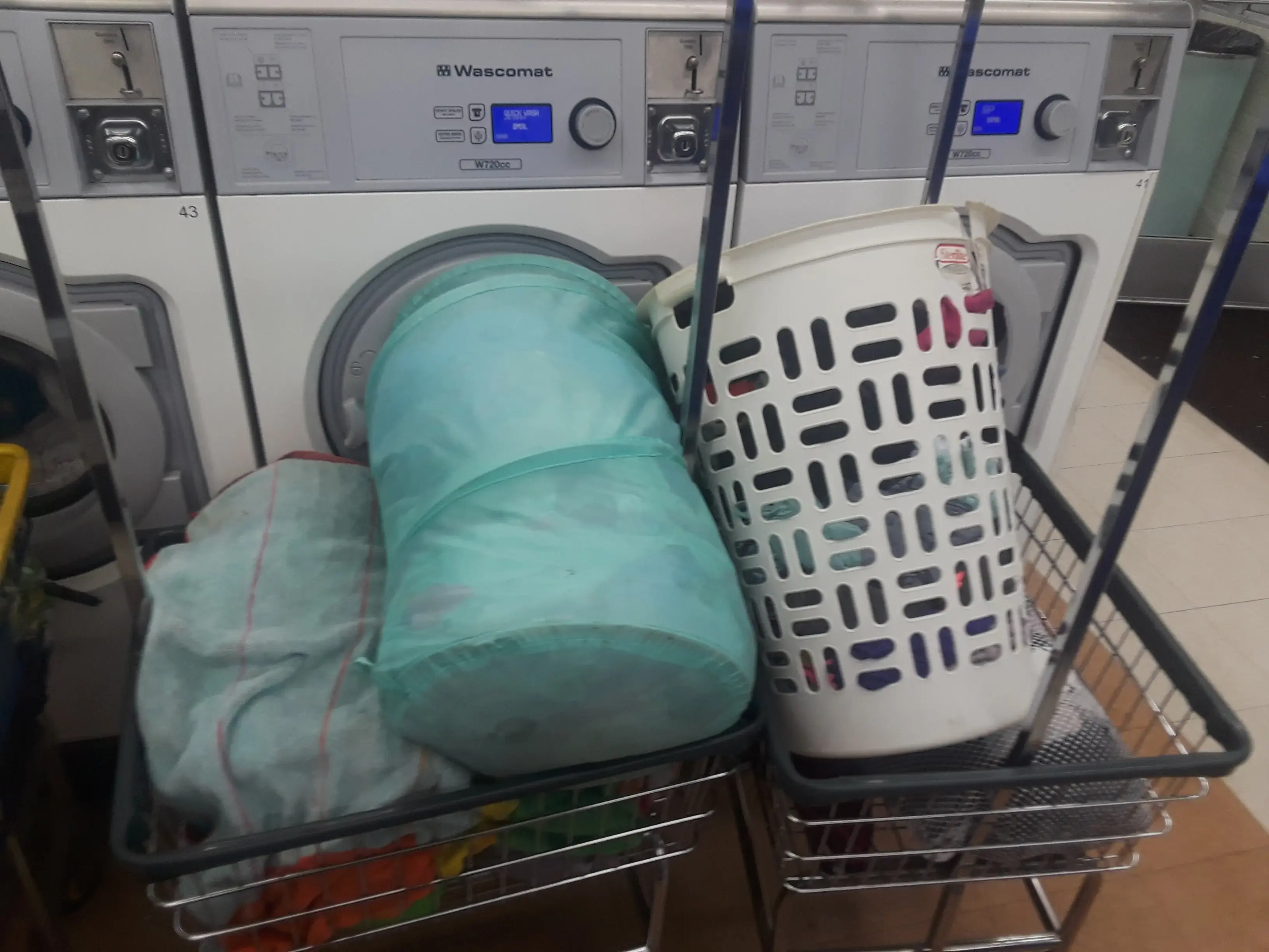 Alpine 24 Hour Laundromat thumbnail 7