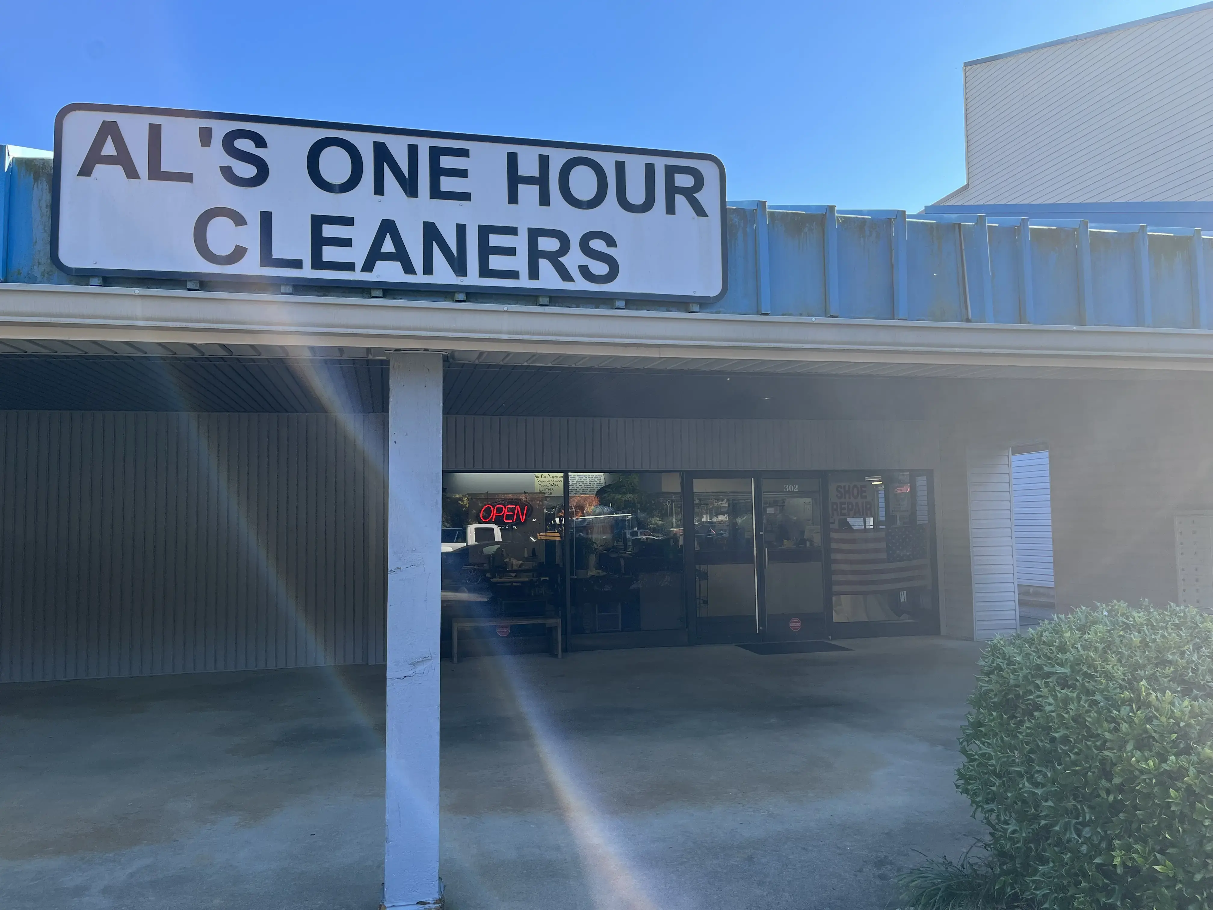 Al's One Hour Cleaners thumbnail 4