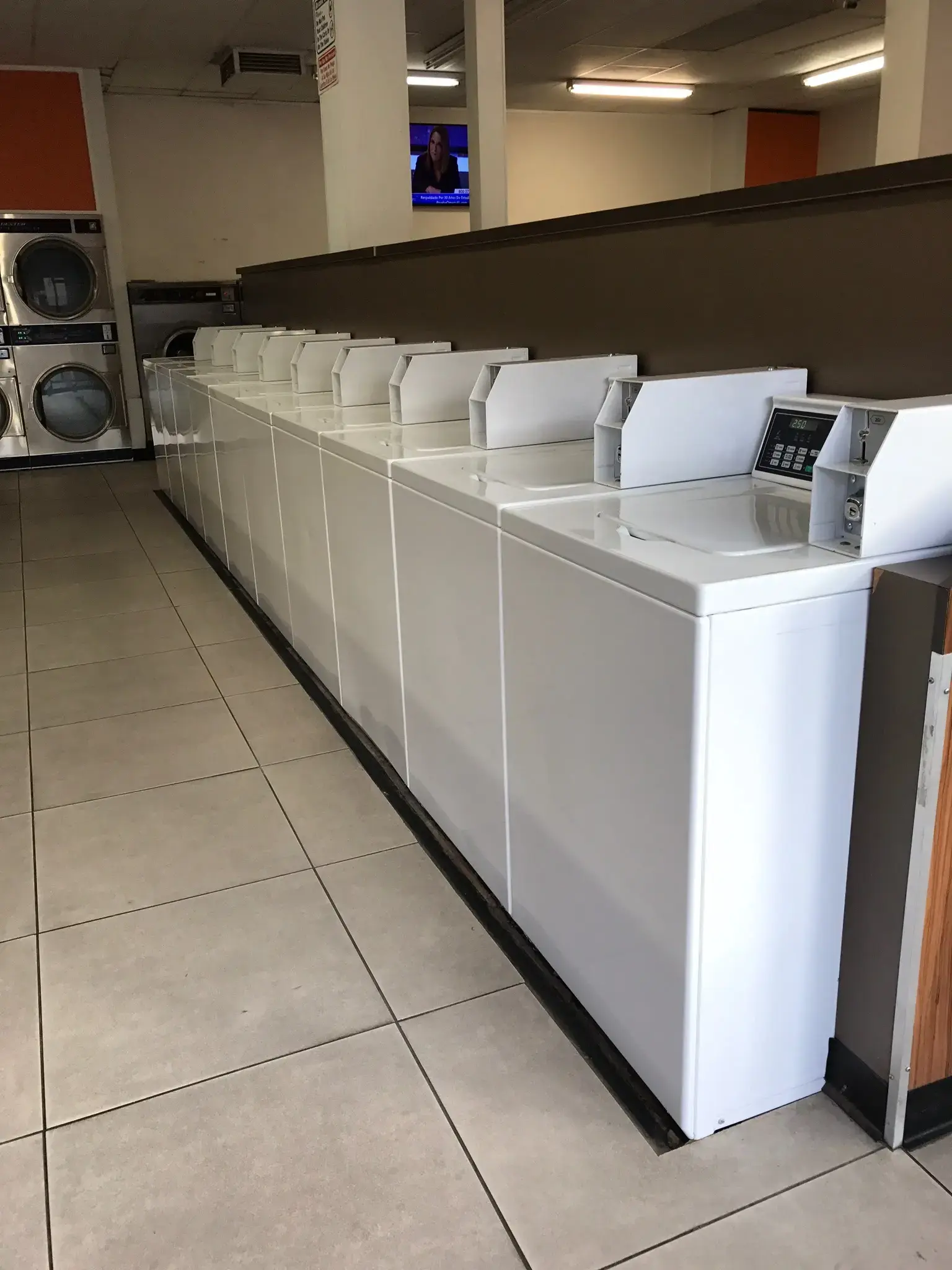 Alvarado Laundry - Image 10