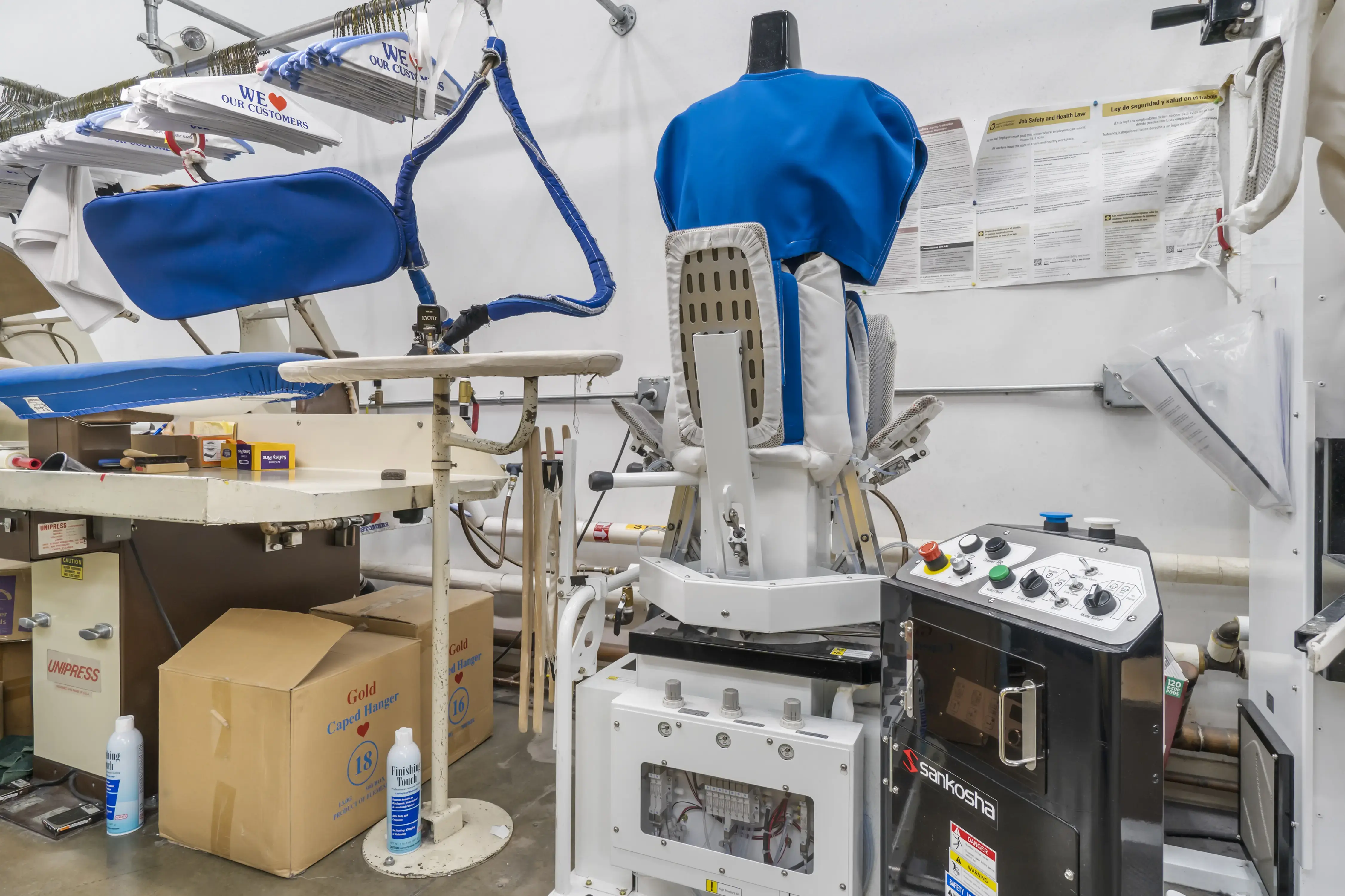 AM Cleaners - Image 12