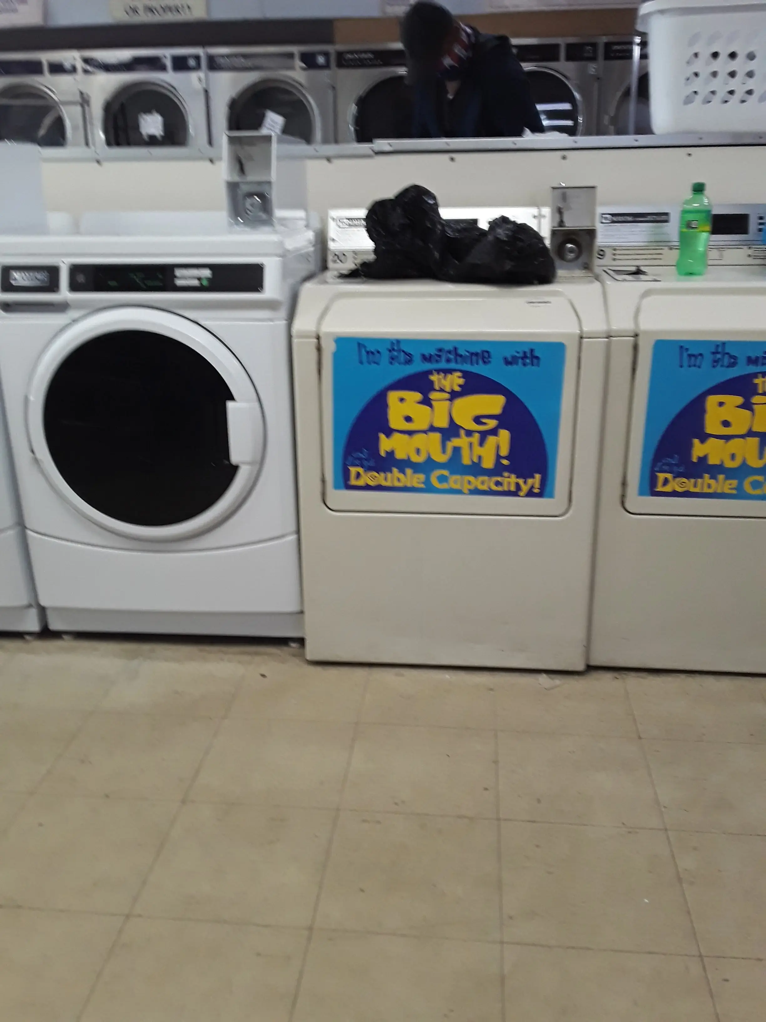 American Coin Laundry thumbnail 8