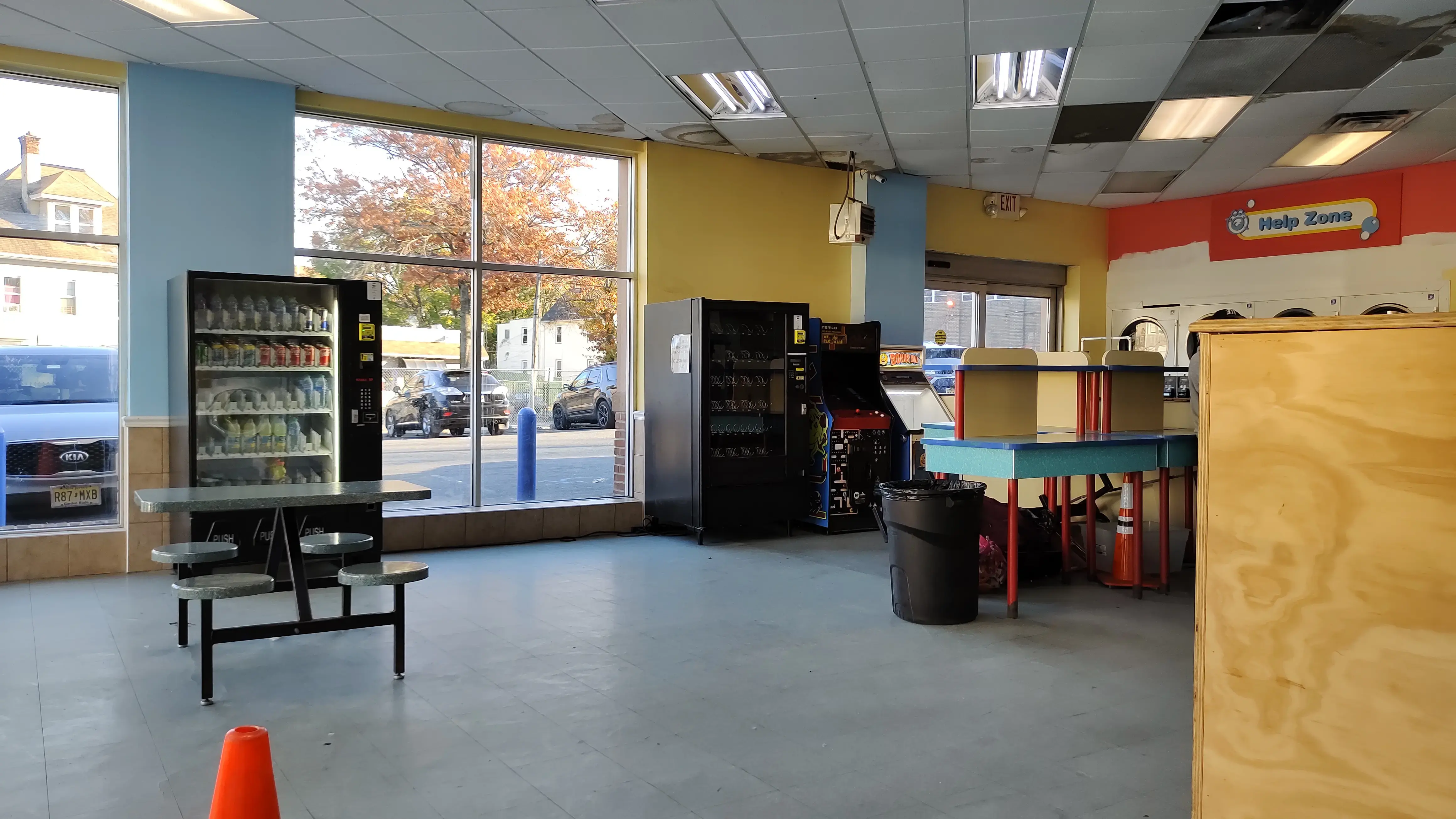 American Laundromat 24/7 of East Orange - Image 10