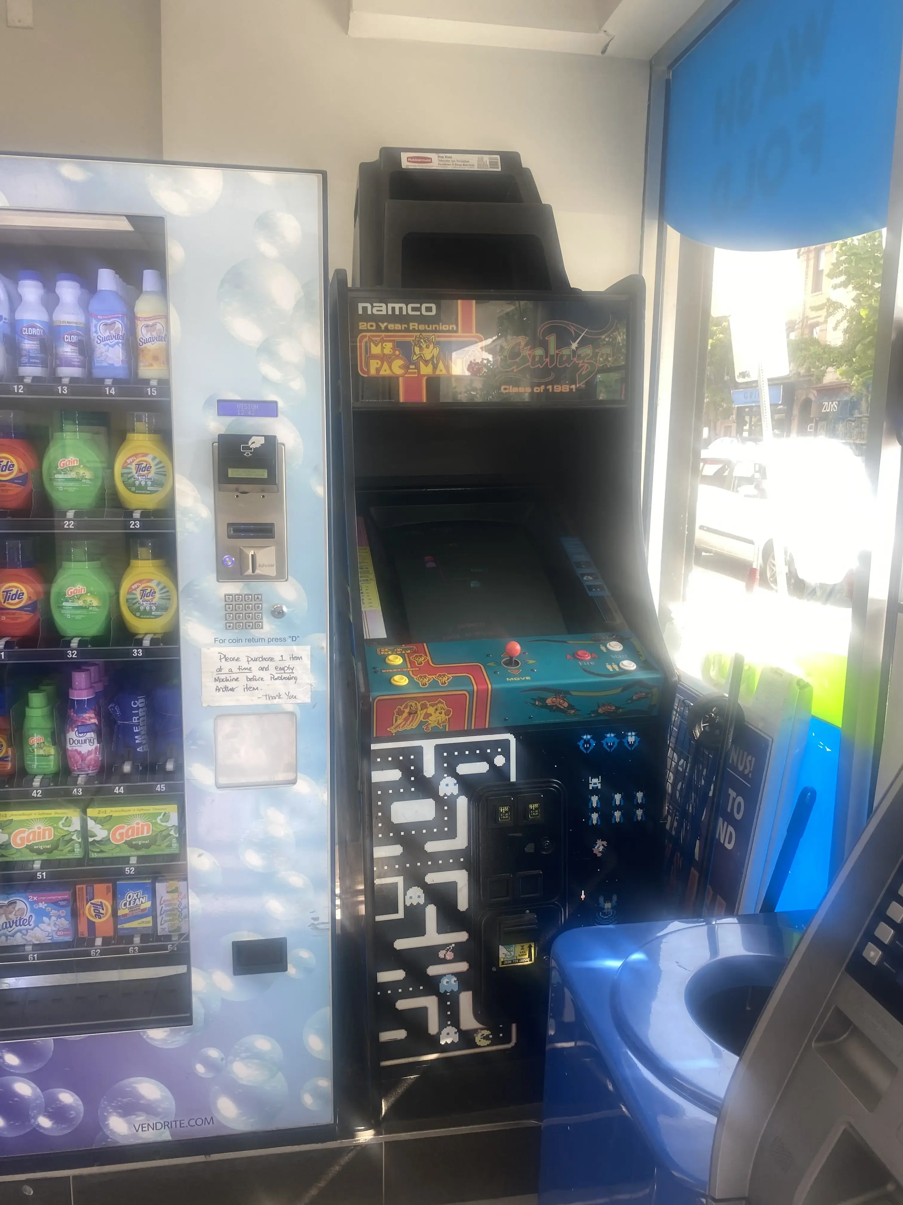 American Laundromat of Jersey City - Image 12